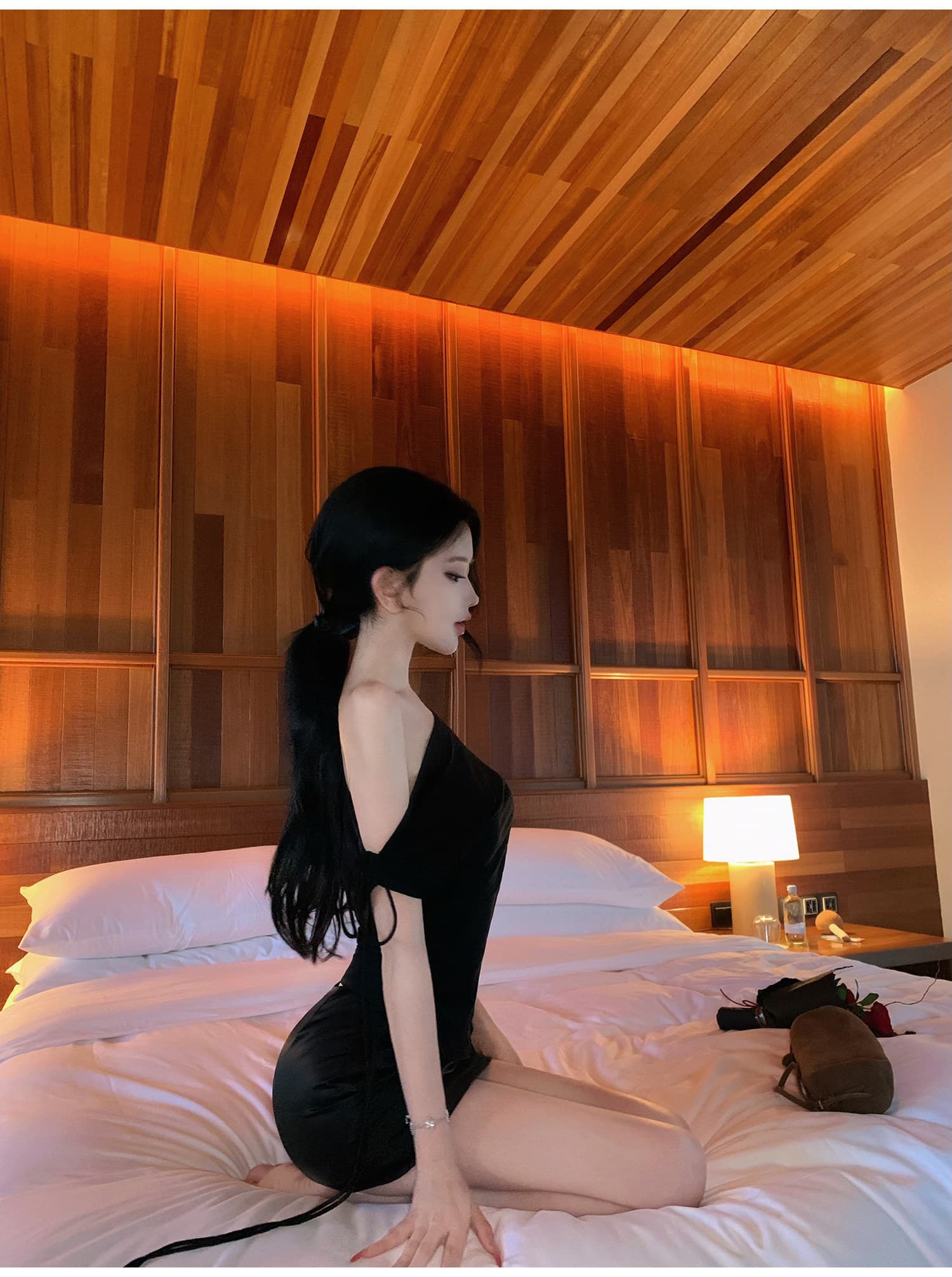 가면 차가운 tee 디자인 센스 비스듬한 어깨 비대칭 맨위 여성 상세 이미지 17