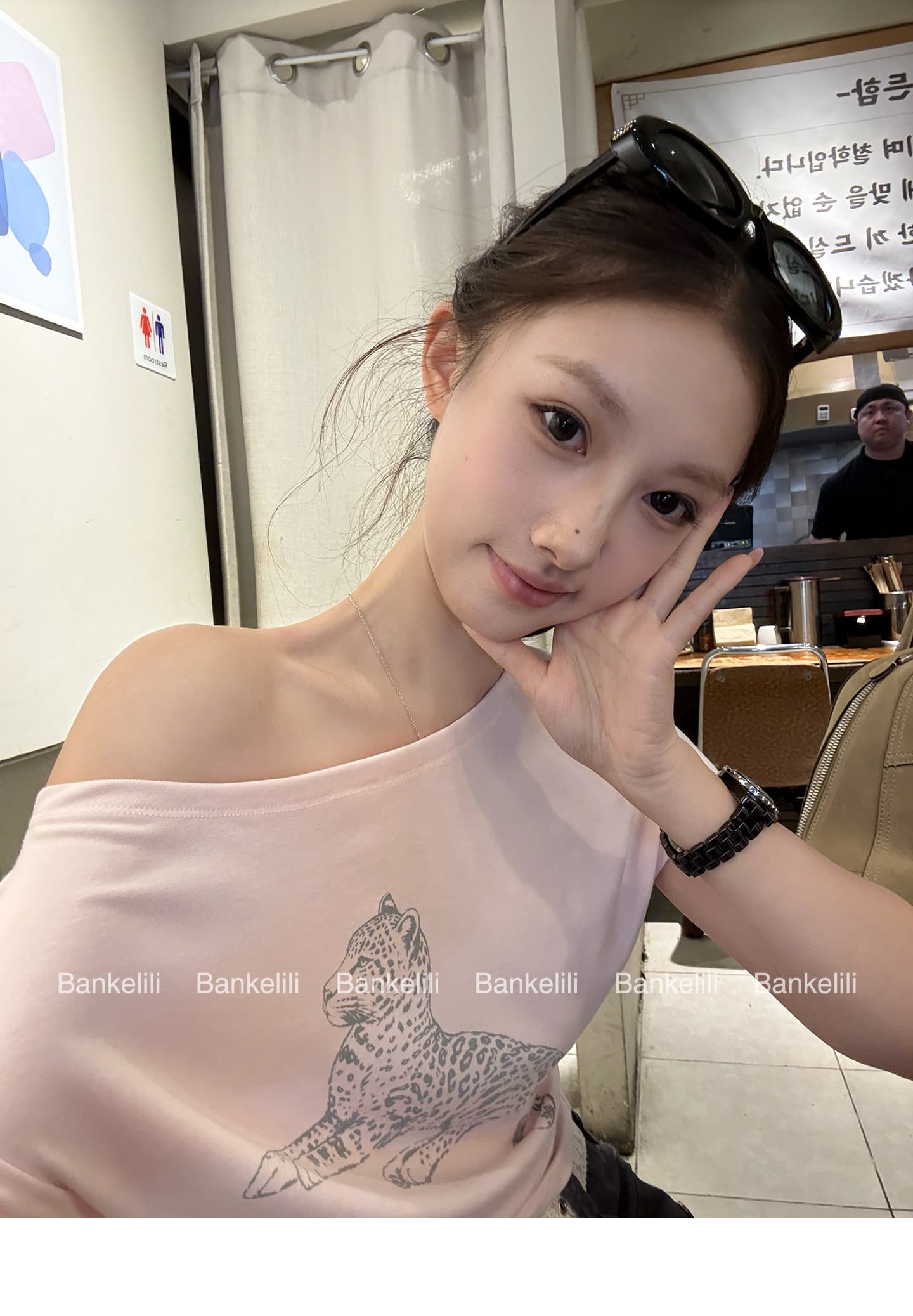 밤나무 코코아 bankelili 느긋한 표범 표범 82 블루 좋은 모달 주간 실크 양모 레오파드 무늬 비스듬한 어깨 티셔츠 여성 상세 이미지 40