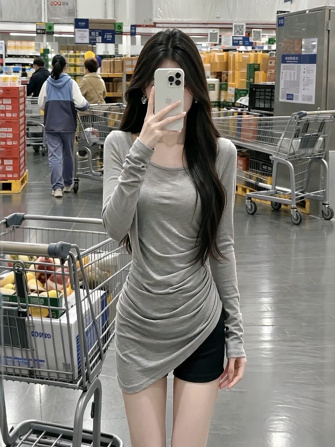 섹시함 로얄 자매 바람 회색 비스듬한 어깨 긴팔 티셔츠 여성 여름 새로운 디자인 센스 주름 허리 수축 중간 길이 맨위 이미지 2