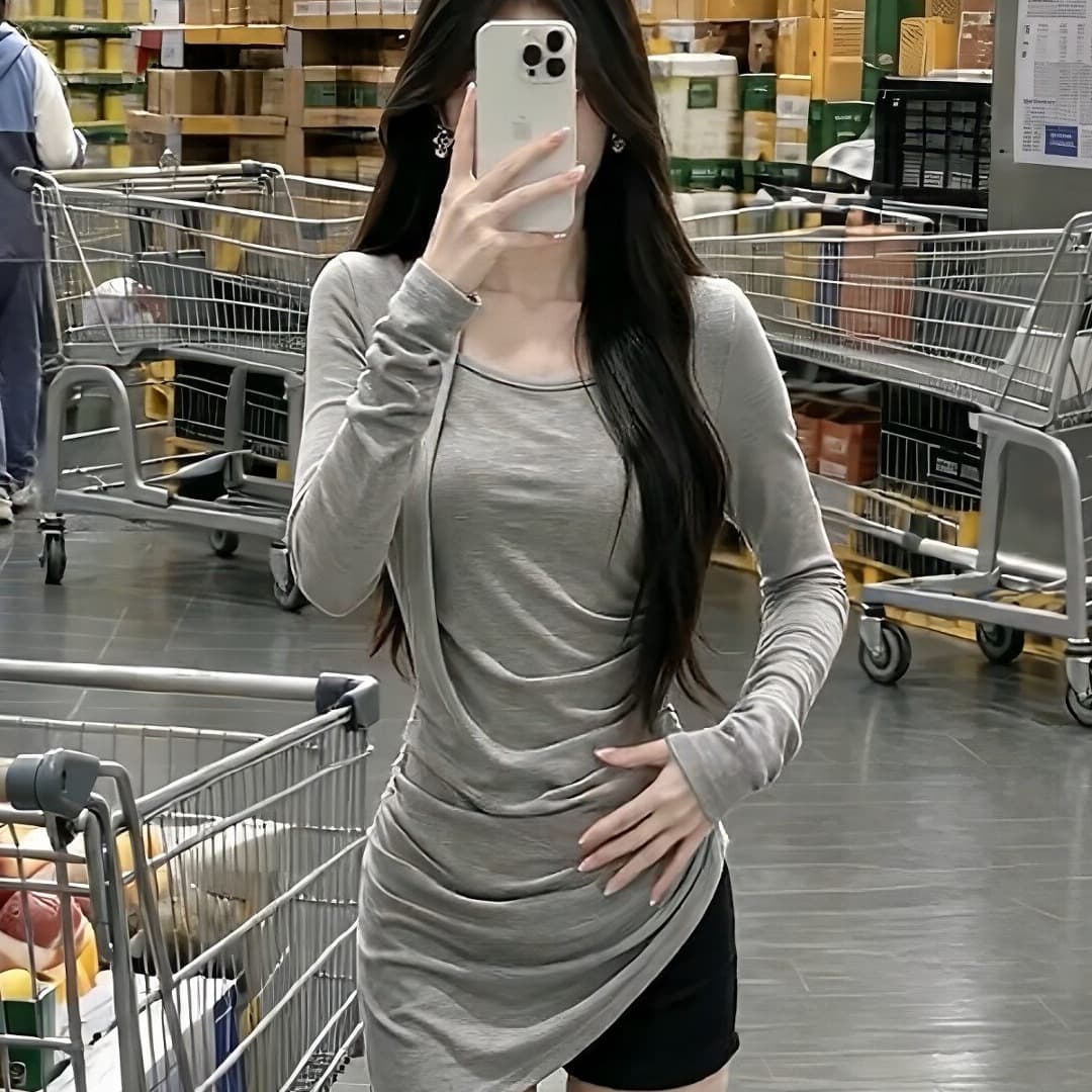 섹시함 로얄 자매 바람 회색 비스듬한 어깨 긴팔 티셔츠 여성 여름 새로운 디자인 센스 주름 허리 수축 중간 길이 맨위 이미지 6