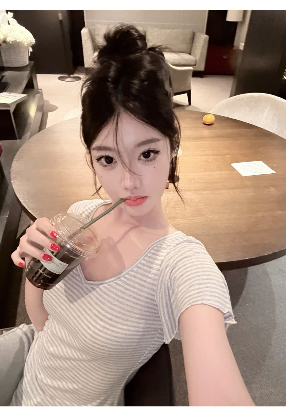 프릴 스트라이프 반팔 티셔츠 여성 여름 오래된 몸매 가꾸기 슬림해 보이는 얇고 가벼운 맨위 상세 이미지 3