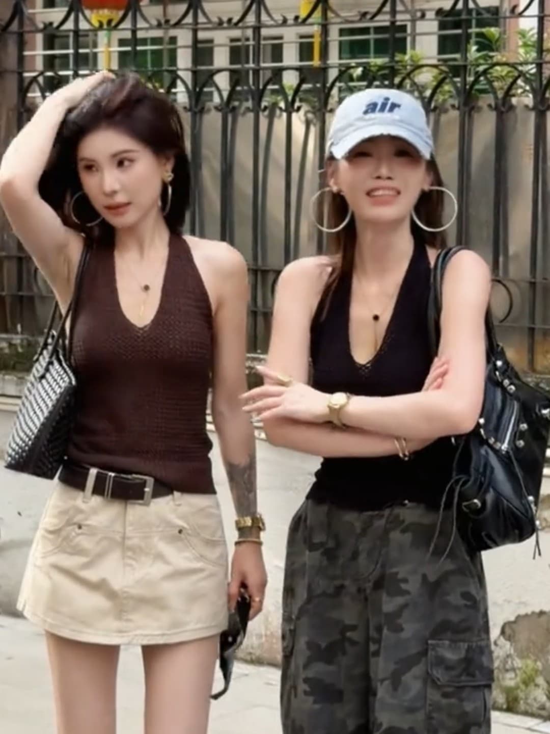 아메리칸 핫걸 바람 행침 목 V넥 니트 조끼 여성 여름 새로운 외출용 섹시함 백리스 몸매 가꾸기 슬립 맨위 상세 이미지 5