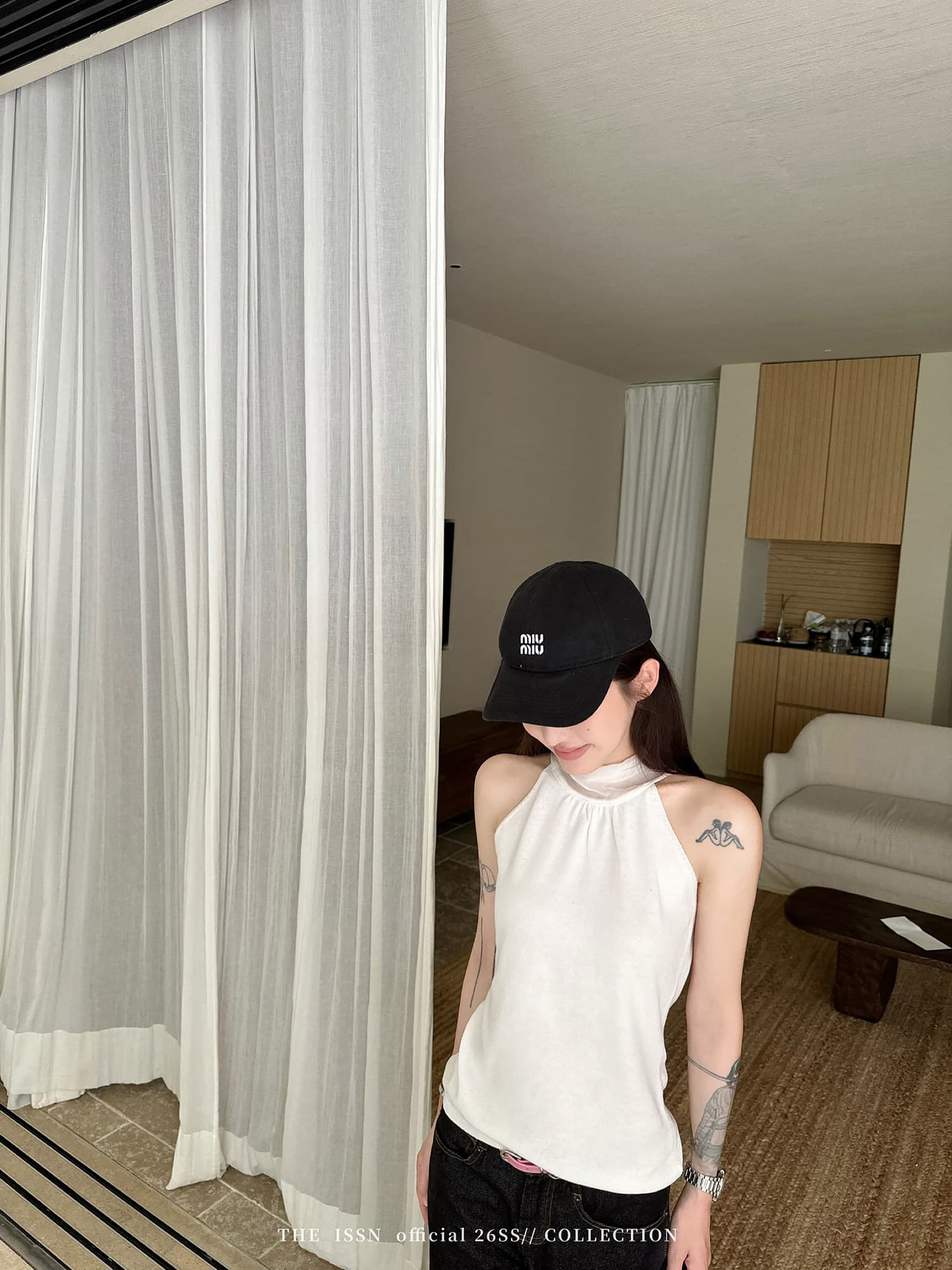 리본 스탠드 칼라 패치워크 행침 목 민소매 조끼 여성 여름 캐주얼 바람 몸매 가꾸기 슬림해 보이는 오프숄더 맨위 상세 이미지 3