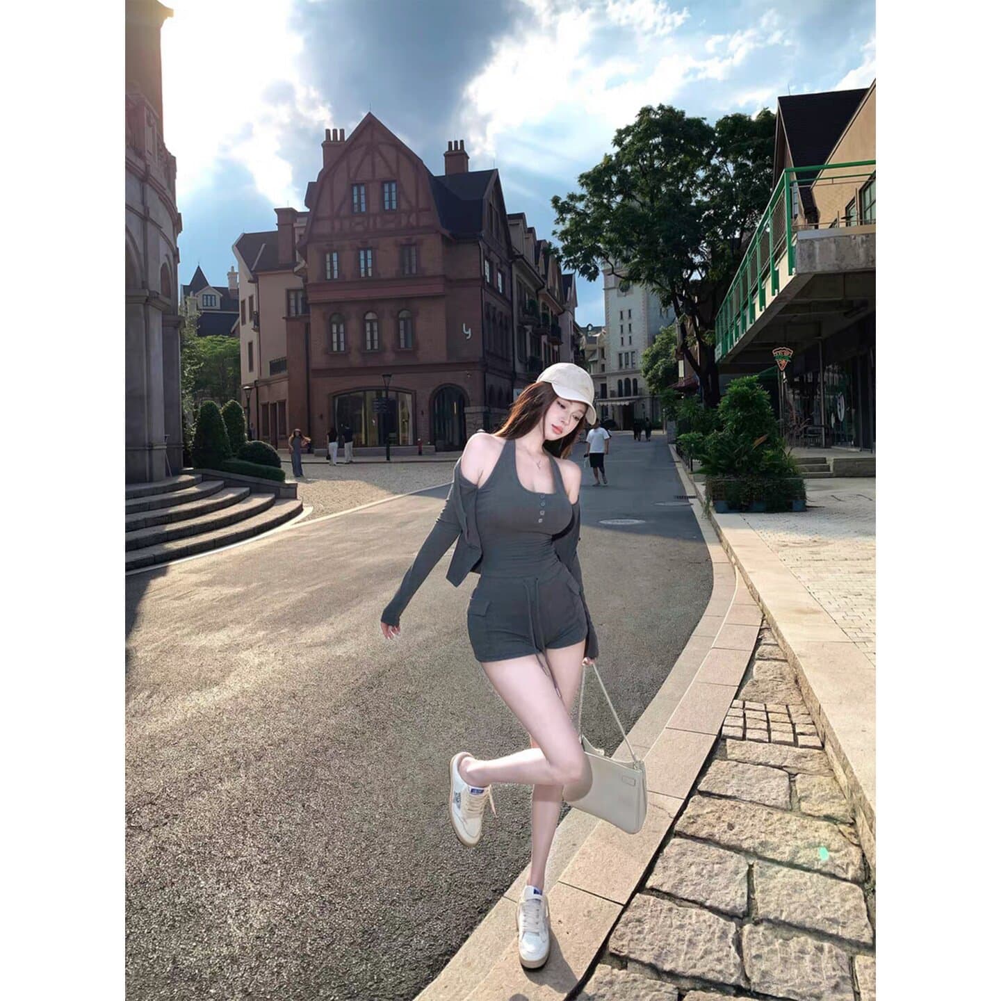회색 단추 V넥 오픈 가디건 티셔츠 여성 봄 여름 몸매 가꾸기 맨위 10 반바지 3종 세트 상세 이미지 7