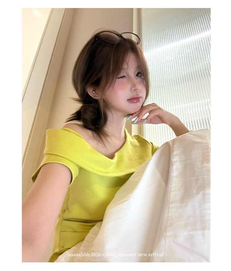 여름 새로운 단색 3 차원 비스듬한 어깨 반팔 티셔츠 오프숄더 슬림해 보이는 맨위 여성 상세 이미지 14