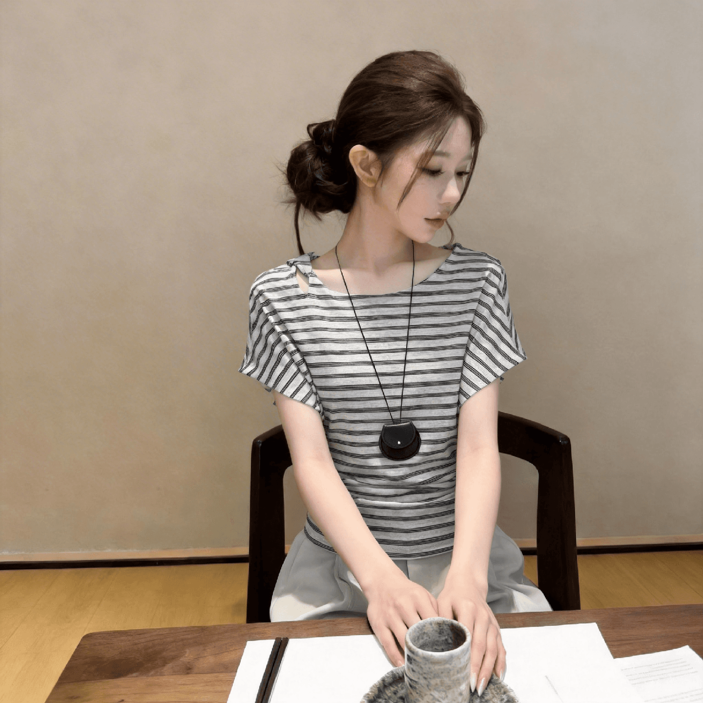 디자인 센스 작은 대중 반팔 티셔츠 여성 여름 새로운 패션 품격 슬림해 보이는 다용도 고유 한 그레이트 봐 의류 상세 이미지 7