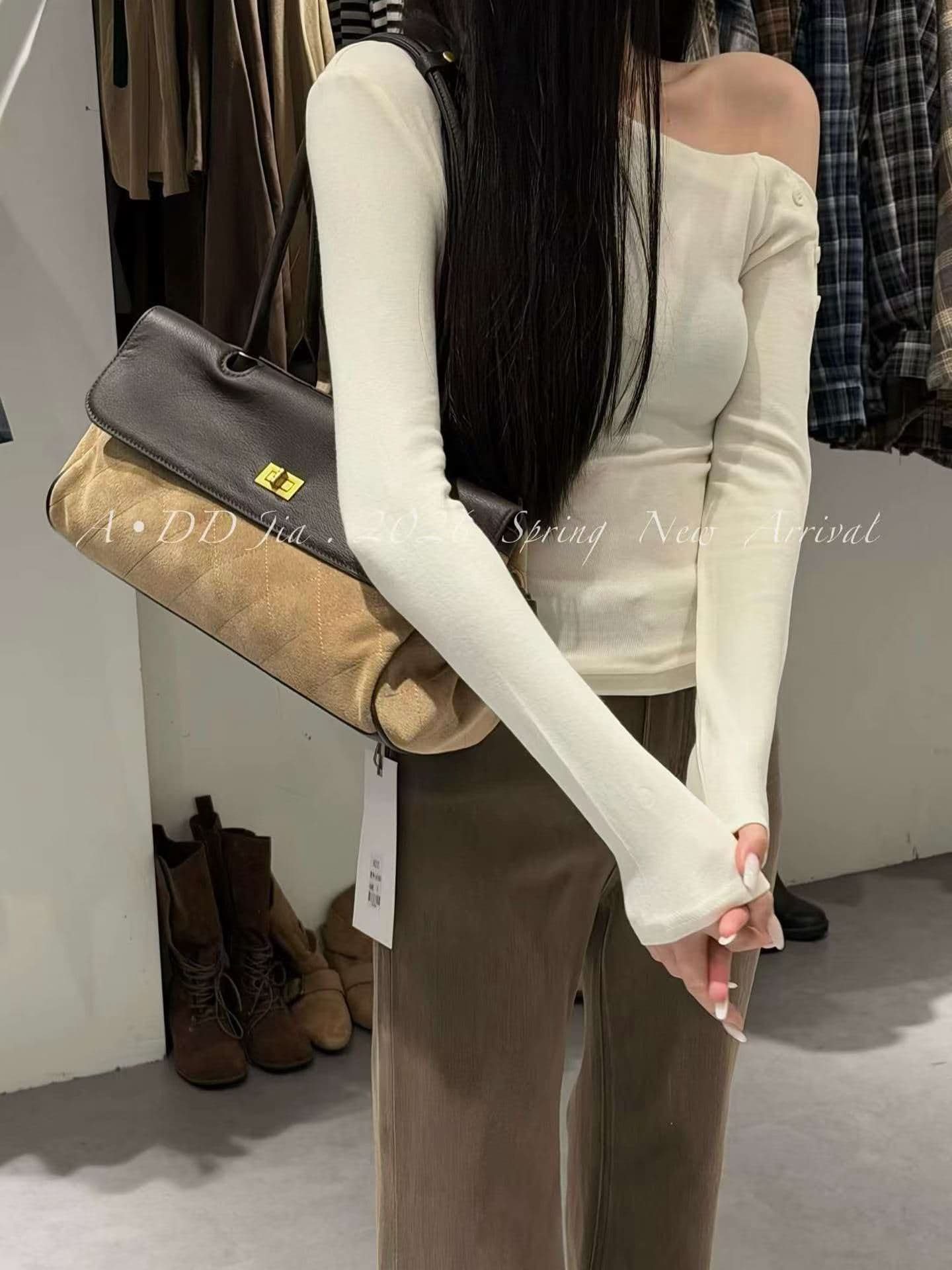 한 부서 비대칭 단추 오프숄더 긴팔 기본 셔츠 맨위 여성 이른 가을 몸매 가꾸기 슬림해 보이는 티셔츠 맨위 여성 이미지 5
