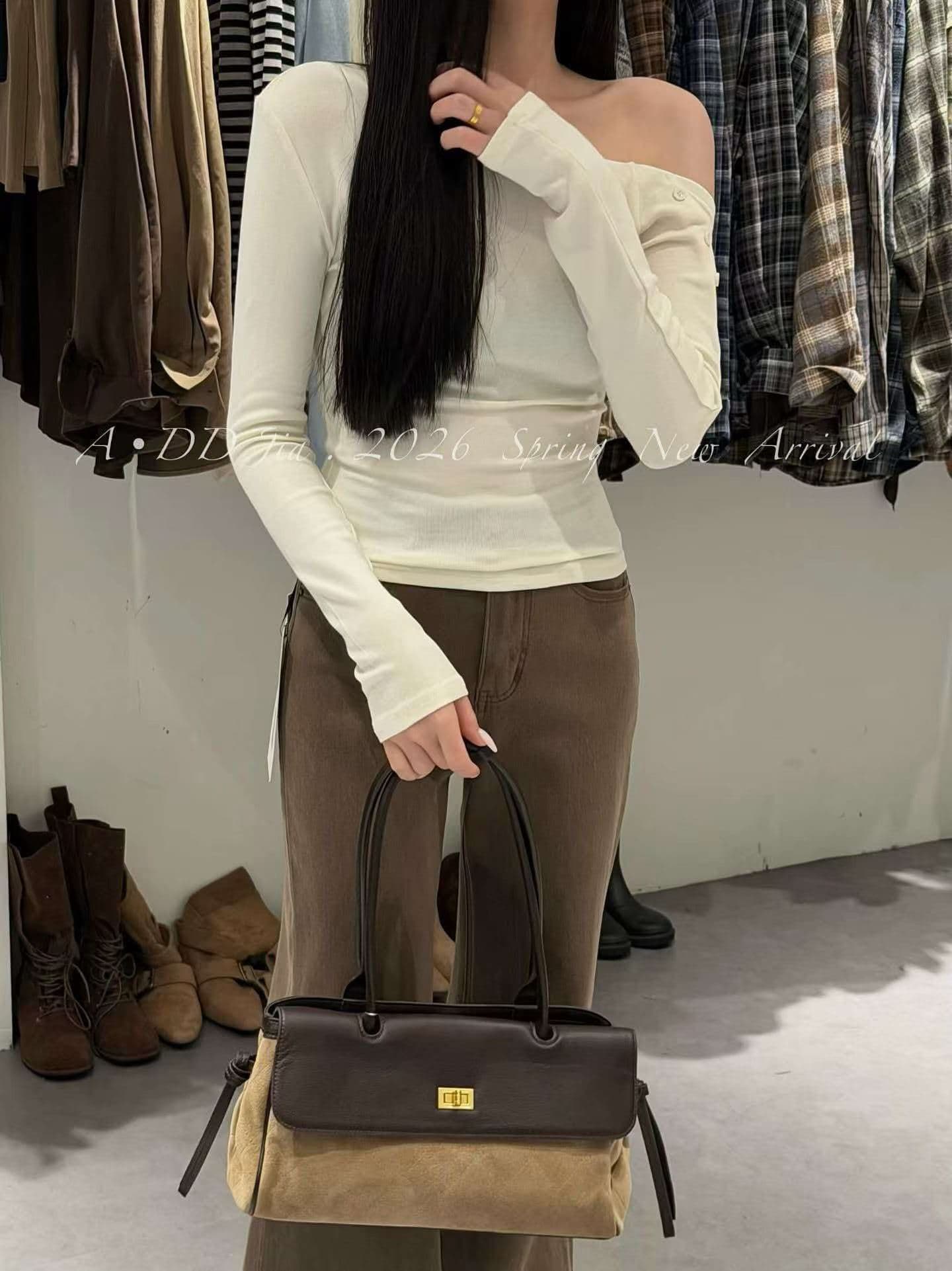 한 부서 비대칭 단추 오프숄더 긴팔 기본 셔츠 맨위 여성 이른 가을 몸매 가꾸기 슬림해 보이는 티셔츠 맨위 여성 상세 이미지 4