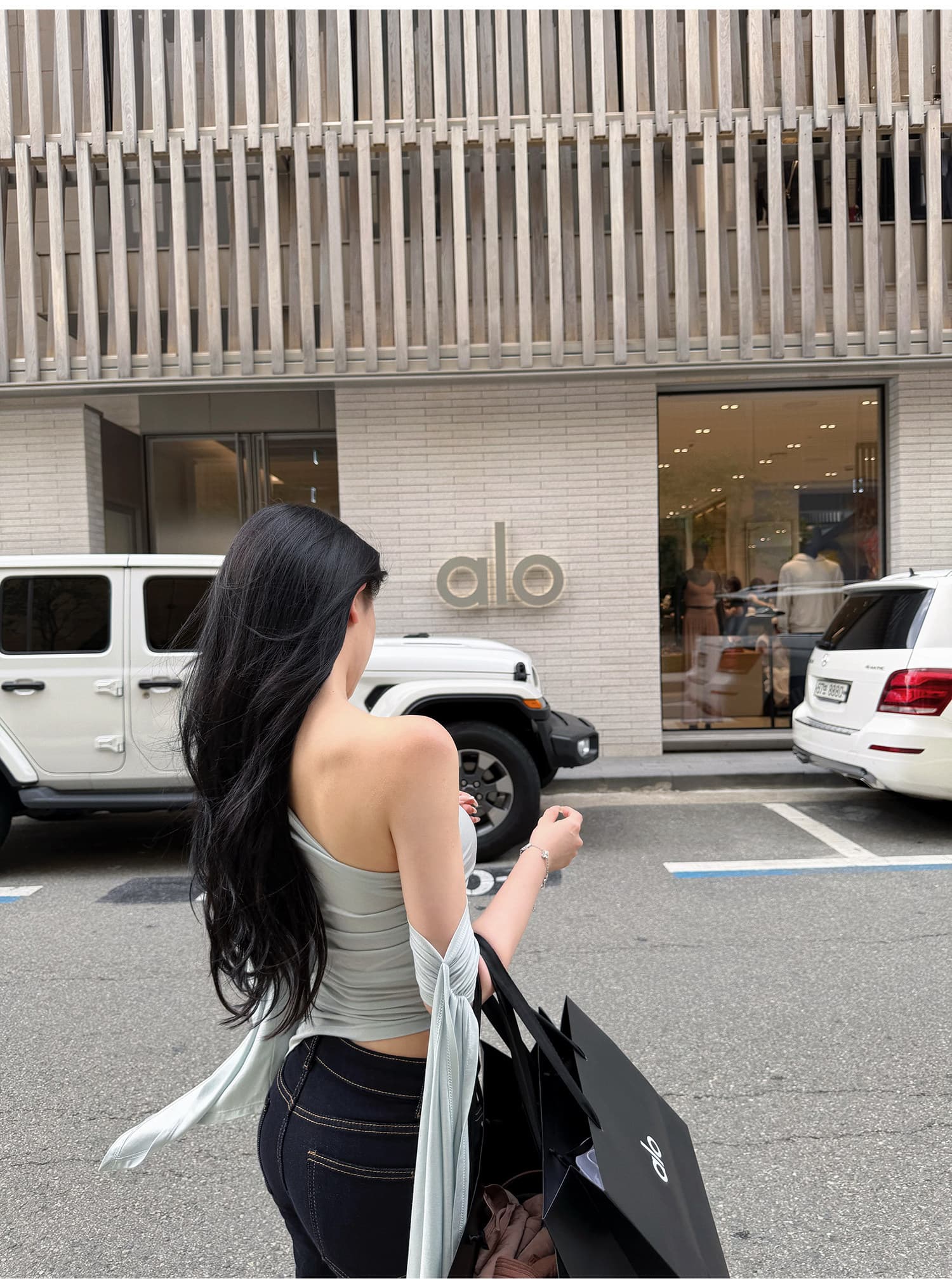 불규칙 비스듬한 어깨 디자인 티셔츠 리본 허리 수축 맨위 여성 상세 이미지 20