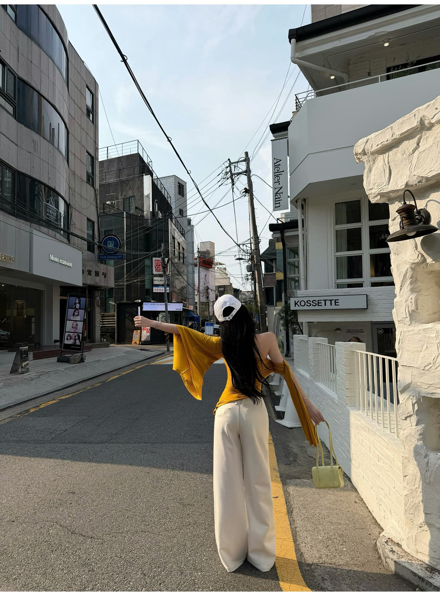 불규칙 비스듬한 어깨 디자인 티셔츠 리본 허리 수축 맨위 여성 상세 이미지 24