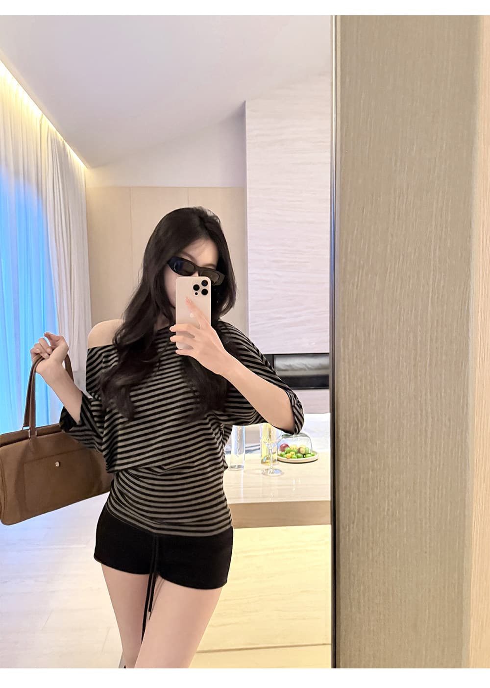 스트라이프 비스듬한 어깨 7부 소매 티셔츠 여성 슬림해 보이는 다용도 디자인 센스 오프숄더 이른 가을 맨위 상세 이미지 1