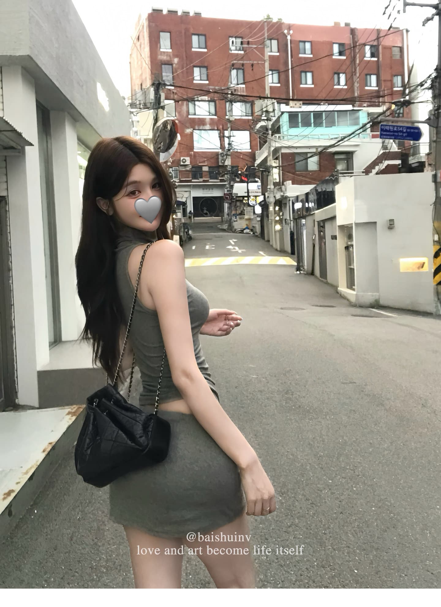 말뚝 더미 칼라 조끼 타이트 스커트 반신 스커트 여성 여름 한 부서 순수한 욕망 데이트 세트 상세 이미지 6