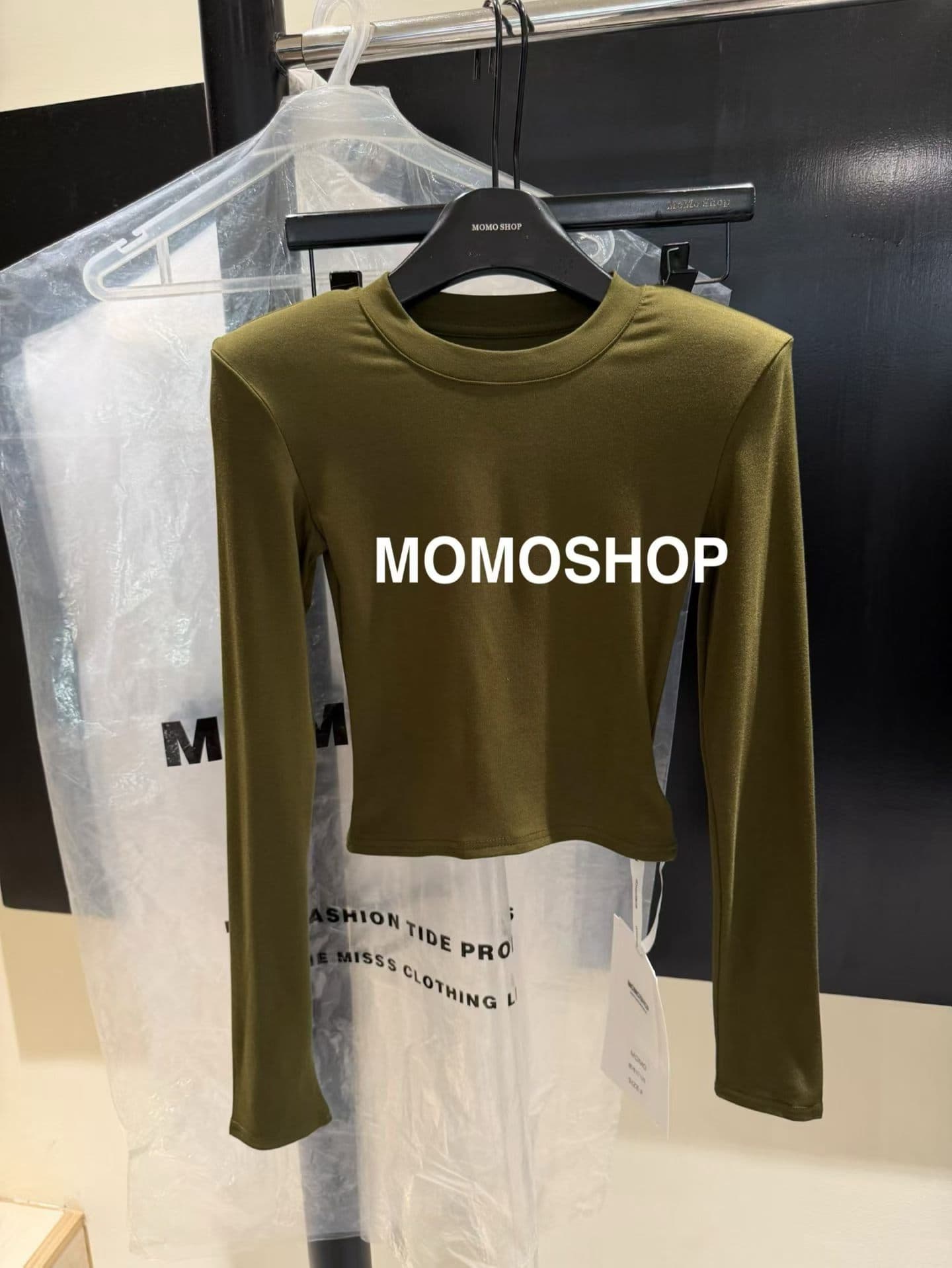 momo 라운드 넥 기본 셔츠 26 이른 가을 새로운 한국 스타일 백 설정 착용 편안함 몸매 가꾸기 슬림해 보이는 긴팔 티셔츠 인사이드 가져 가라. 상세 이미지 7