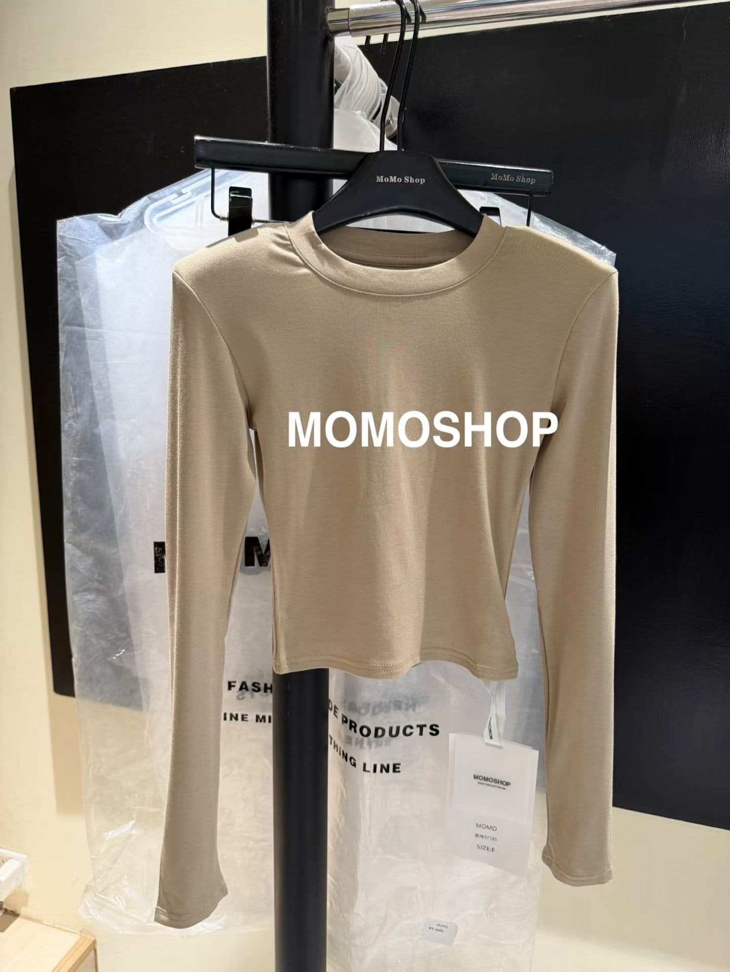 momo 라운드 넥 기본 셔츠 26 이른 가을 새로운 한국 스타일 백 설정 착용 편안함 몸매 가꾸기 슬림해 보이는 긴팔 티셔츠 인사이드 가져 가라. 상세 이미지 11