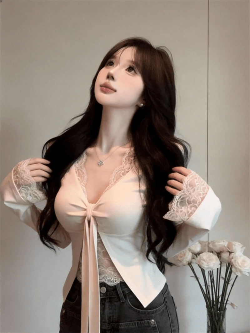 순수한 욕망 바람 섹시함 V넥 레이스 측면 페이크 레이어드 긴팔 티셔츠 여성 가을 새로운 인사이드 가져 가라. 벨트 가슴 패드 쇼트 스타일 맨위 상세 이미지 1