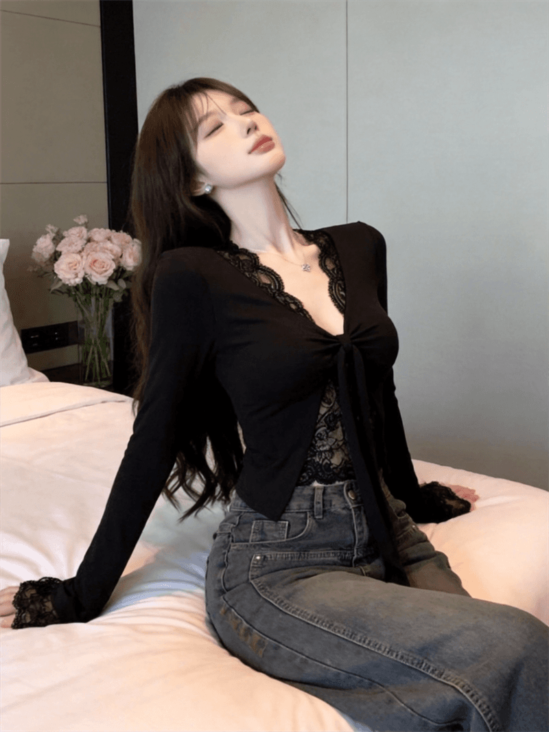 순수한 욕망 바람 섹시함 V넥 레이스 측면 페이크 레이어드 긴팔 티셔츠 여성 가을 새로운 인사이드 가져 가라. 벨트 가슴 패드 쇼트 스타일 맨위 상세 이미지 18