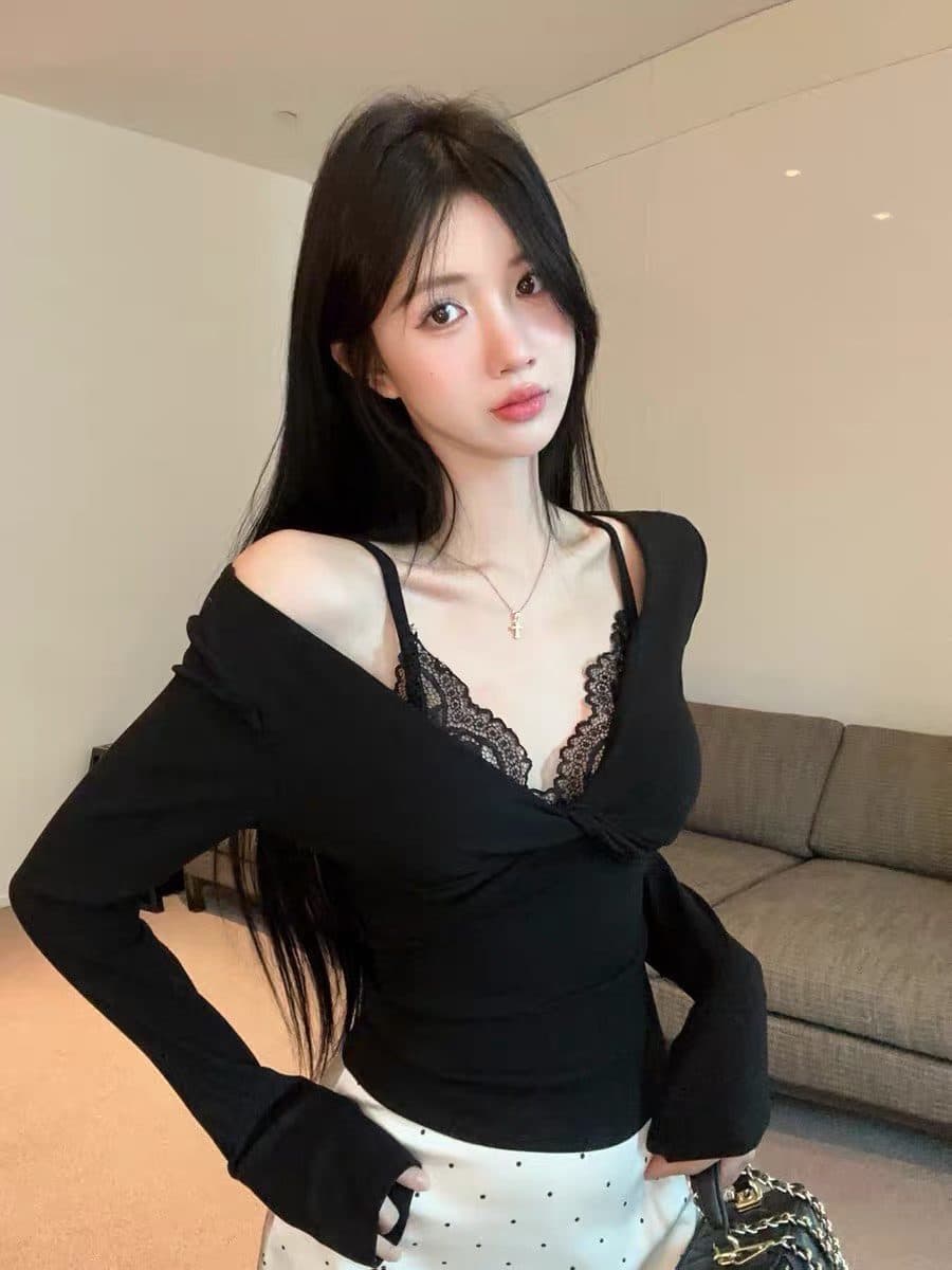 비틀림 행침 목 섹시함 레이스 홀로우 아웃 페이크 레이어드 순수한 욕망 핫걸 낮은 네크라인 긴팔 맨위 가을 겨울 새로운 기본 셔츠 상세 이미지 5