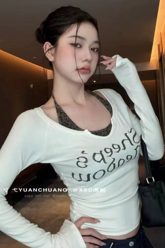 2026 가을 레오파드 무늬 V넥 행침 목 조끼 알파벳 프린트 긴팔 티셔츠 투피스 세트 몸매 가꾸기 맨위 이미지 6