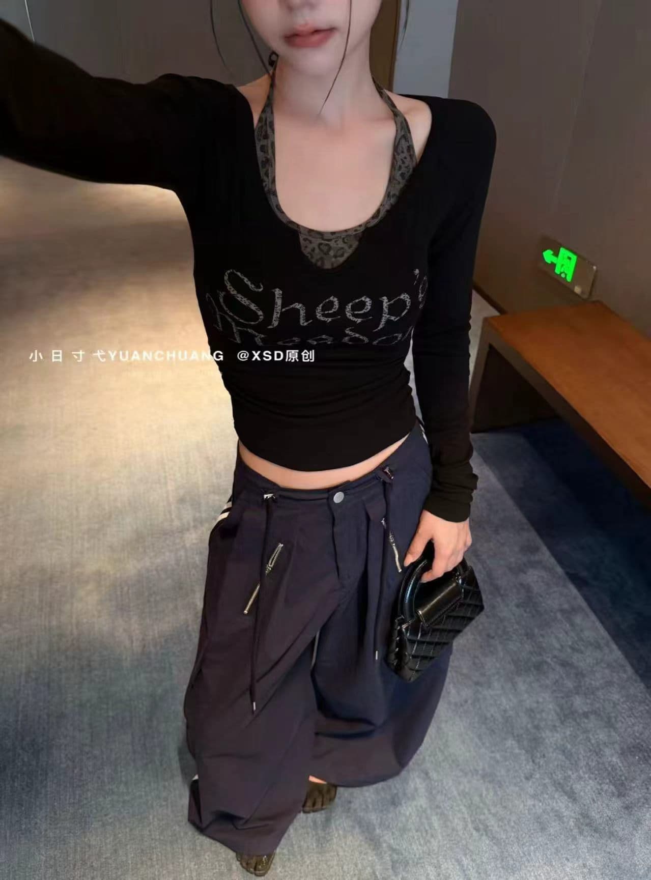 2026 가을 레오파드 무늬 V넥 행침 목 조끼 알파벳 프린트 긴팔 티셔츠 투피스 세트 몸매 가꾸기 맨위 상세 이미지 12