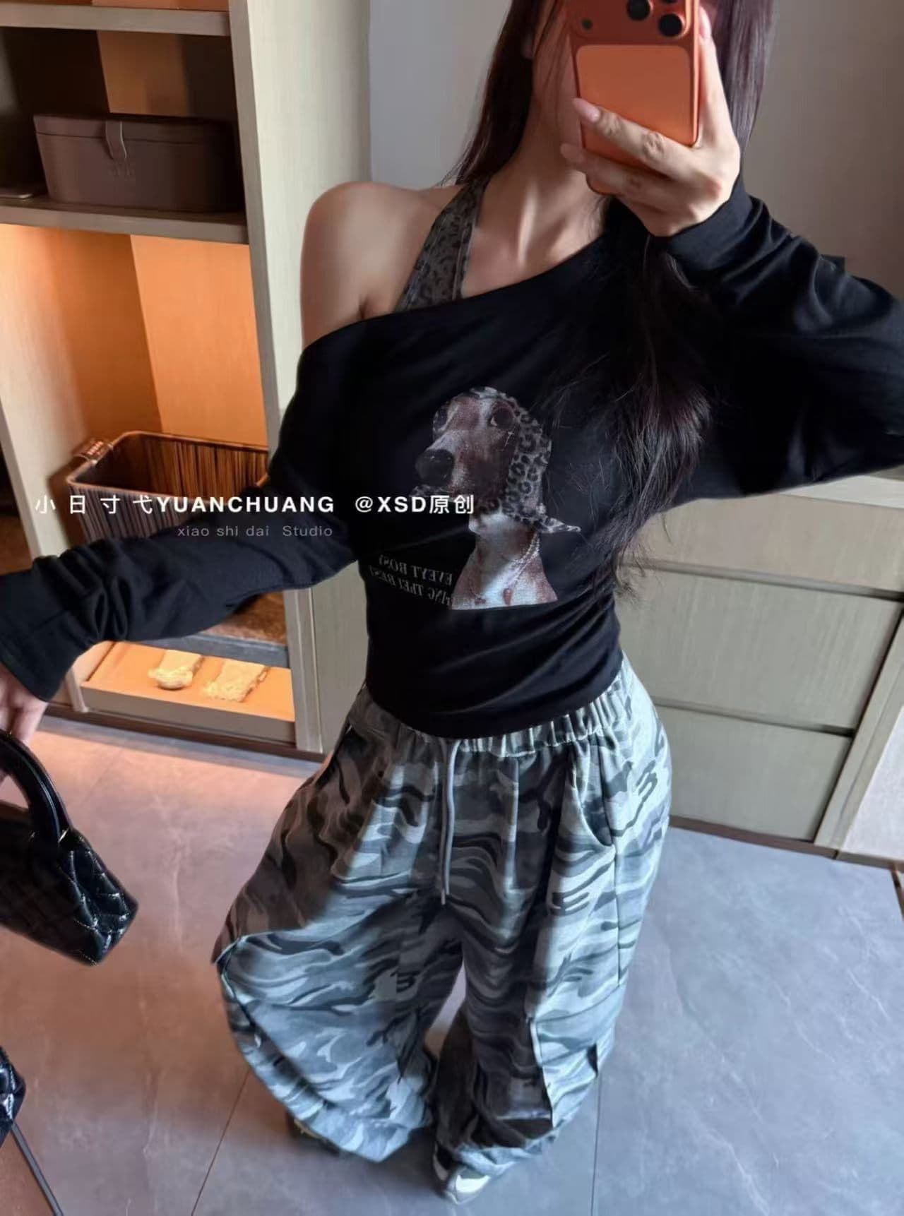 아메리칸 핫걸 패션 개 프린트 오프숄더 비스듬한 칼라 행침 목 페이크 레이어드 슬림해 보이는 긴팔 티셔츠 여성 가을 새로운 상세 이미지 9