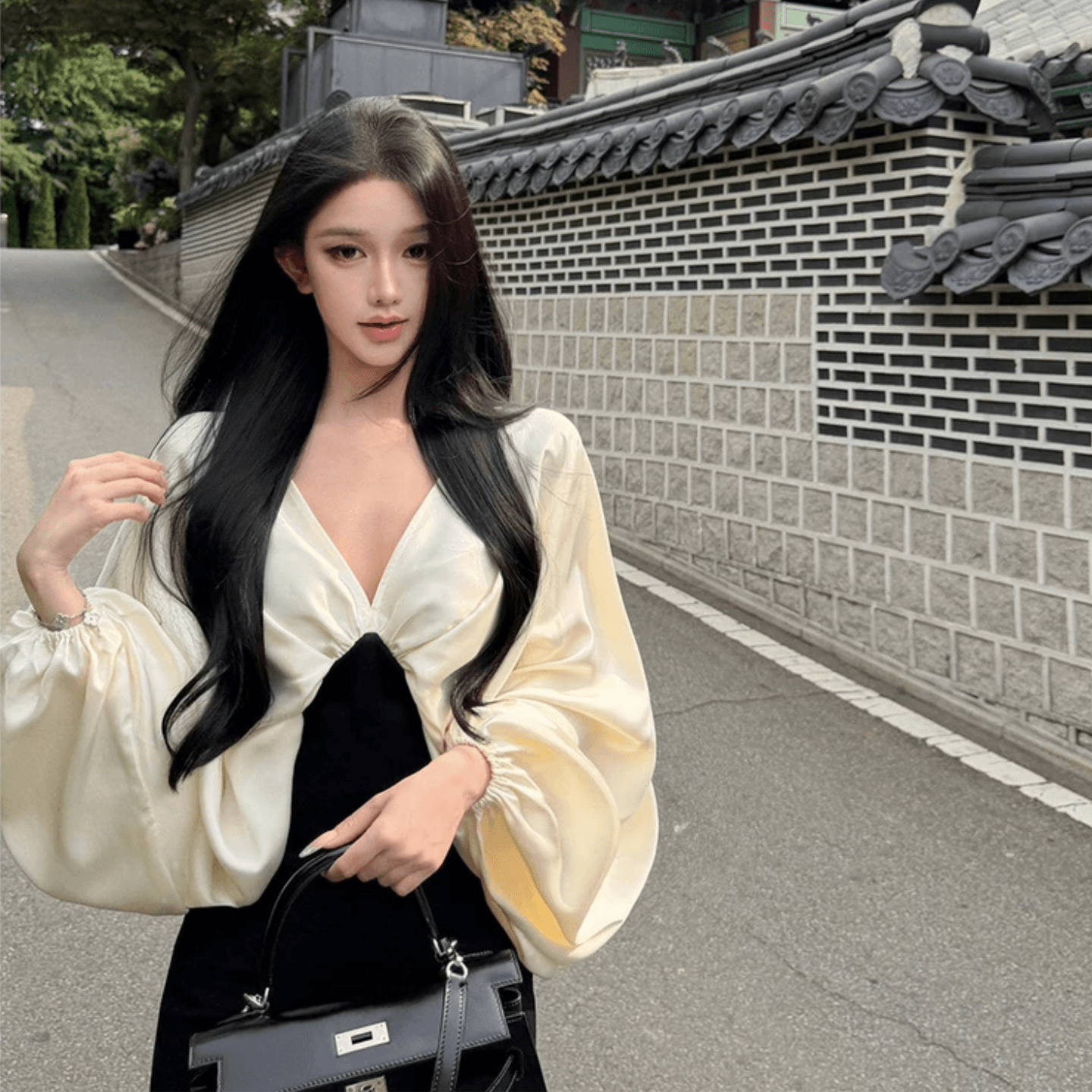 프랑스식 V넥 배색 패치워크 긴팔 여성 셔츠 2026 이른 가을 새로운 고유 한 아름다운 자이언트 잘 생긴 루즈핏 맨위 상세 이미지 6
