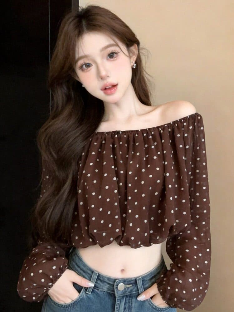 핫걸 튀김 거리 보트넥 오프숄더 슬림해 보이는 도트 무늬 시폰 셔츠 여성 가을 새로운 섹시함 이슬 뼈의 벌룬 소매 맨위
