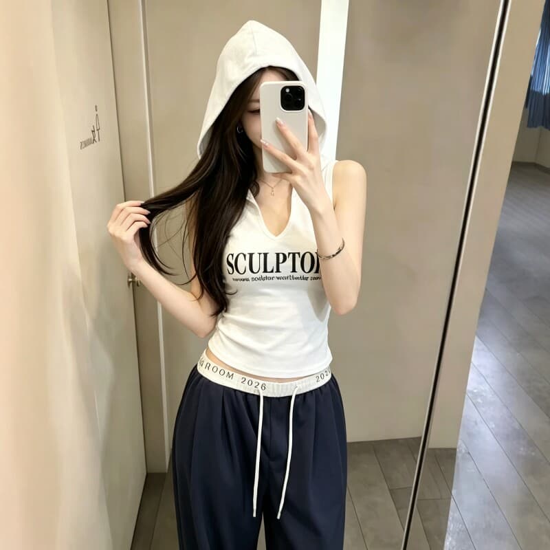 아메리칸 레트로 후드 조끼 여성 이른 가을 새로운 알파벳 프린트 V넥 몸매 가꾸기 슬림해 보이는 핫걸 바람 인사이드 잡아라. 의류 상세 이미지 3