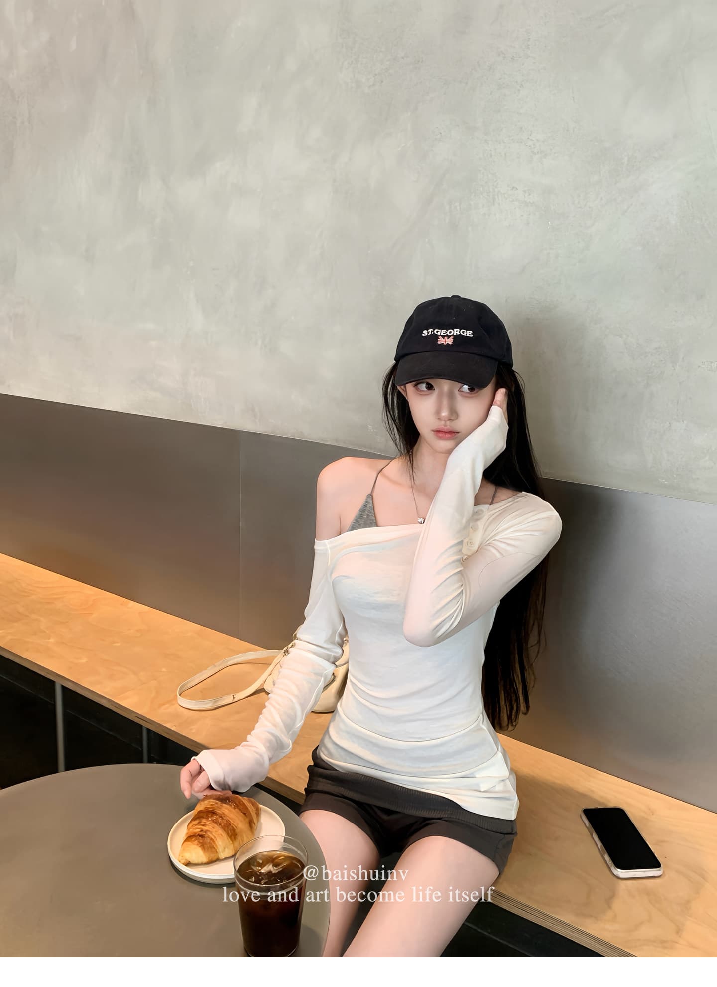 화이트 워터 여성 soft 한 여성 산소 세트 그룹 라이 경기 서울 비스듬한 어깨 티셔츠 계단식 반바지 여성 이른 가을 부드러운 맨위 상세 이미지 6