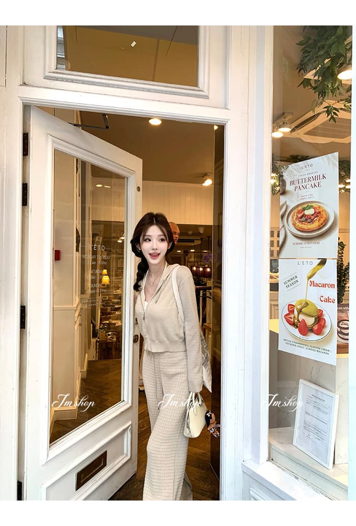 이른 가을 새로운 긴팔 빈 매듭 티셔츠 레이스 레이스 행침 목 슬립 캐주얼 바지 3종 세트 세트 상세 이미지 7