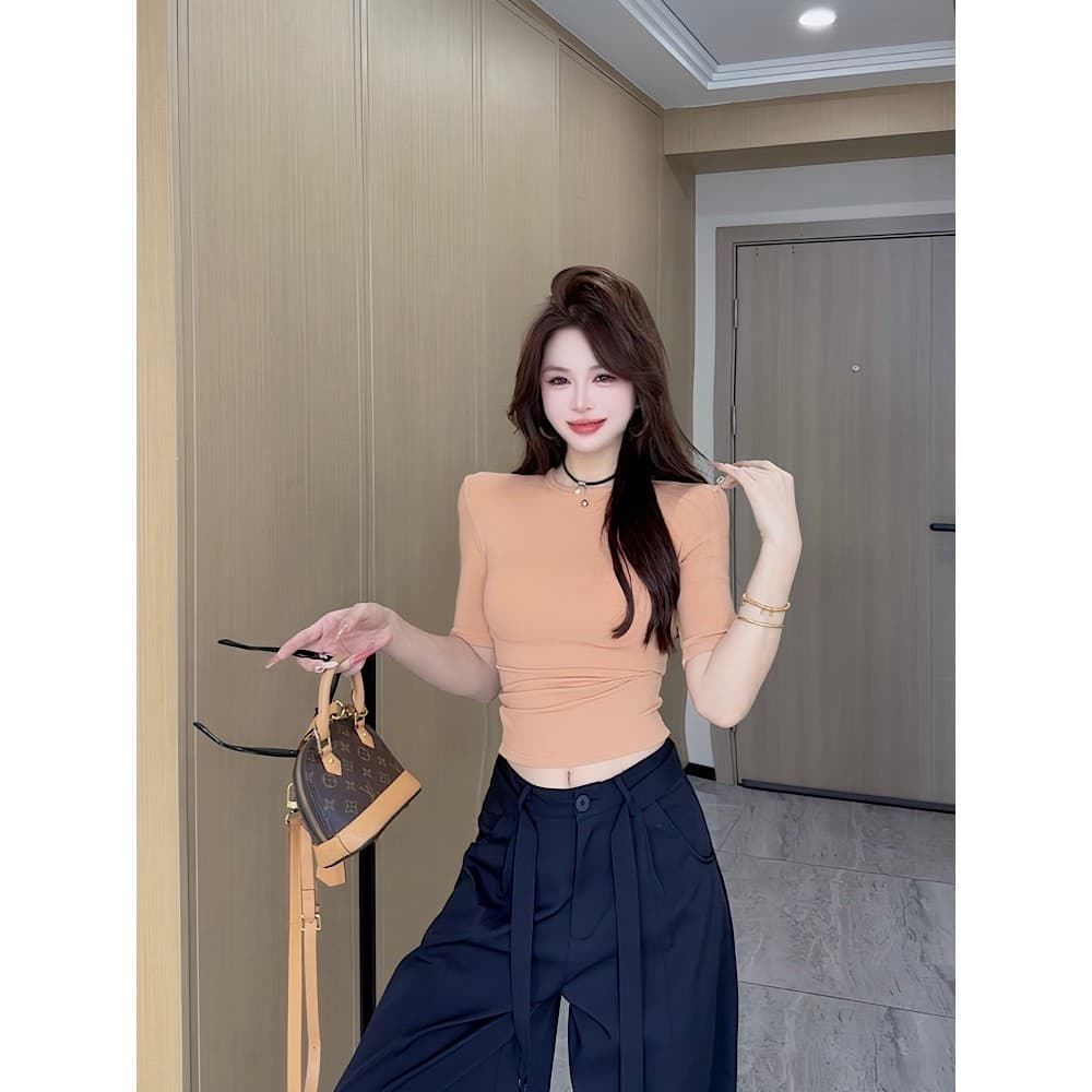 이른 가을 신제품 패션 다용도 작은 원 칼라 중간 소매 맨위 여성 이미지 4