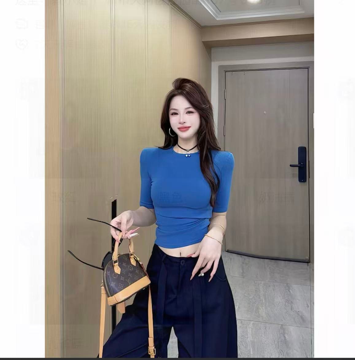 이른 가을 신제품 패션 다용도 작은 원 칼라 중간 소매 맨위 여성 상세 이미지 1