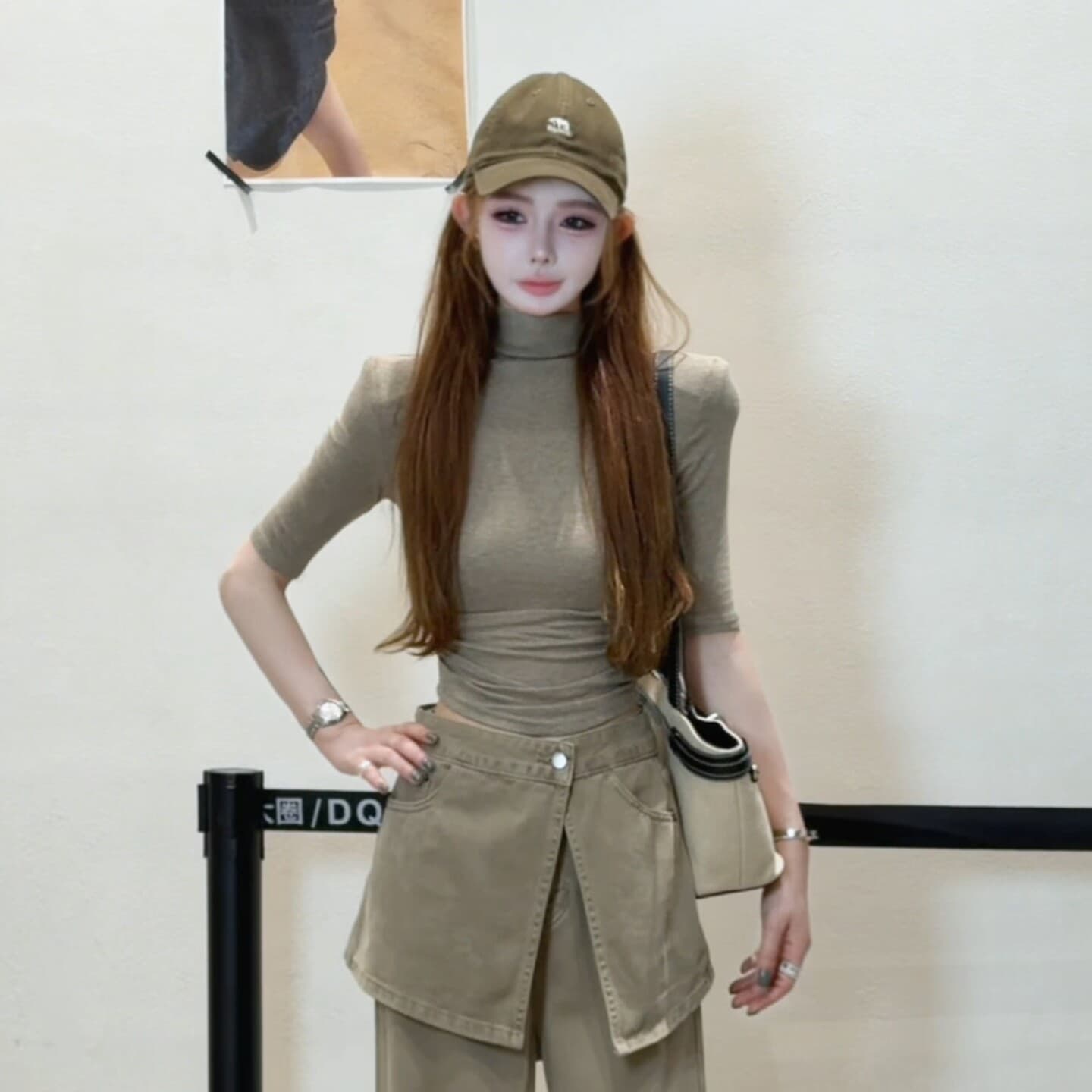 한 부서 익스트림 제인 반하이넥 5 점 소매 티셔츠 여성 2026 가을 새로운 인사이드 가져 가라. 기본 셔츠 몸매 가꾸기 쇼트 스타일 맨위 상세 이미지 5