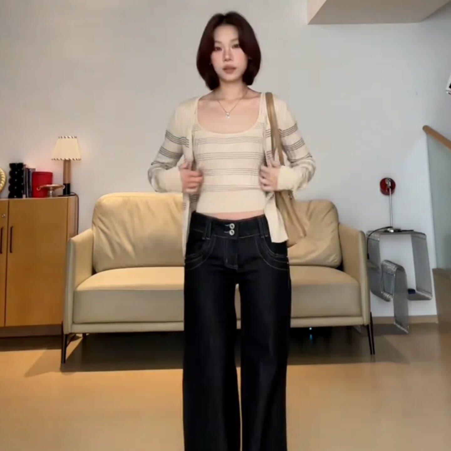 빛 요리 한 코치 전체 집합 착용 가져 가라. 가을 의상 여자 2026 새로운 스트라이프 니트 오픈 가디건 캐미솔 투피스 세트 이미지 5