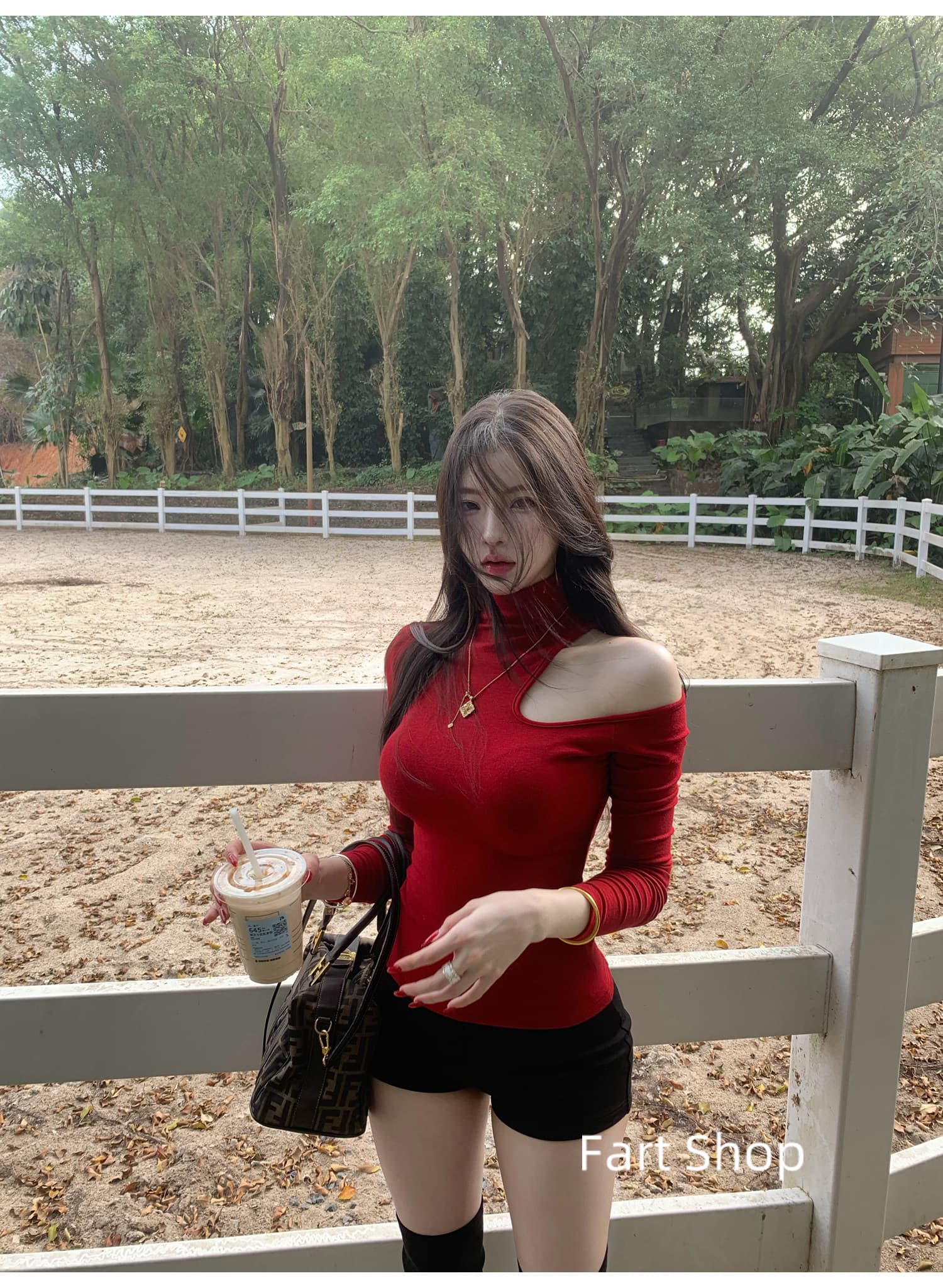 아메리칸 핫걸 바람 순수한 욕망 터틀넥 오프숄더 긴팔 티셔츠 상세 이미지 4