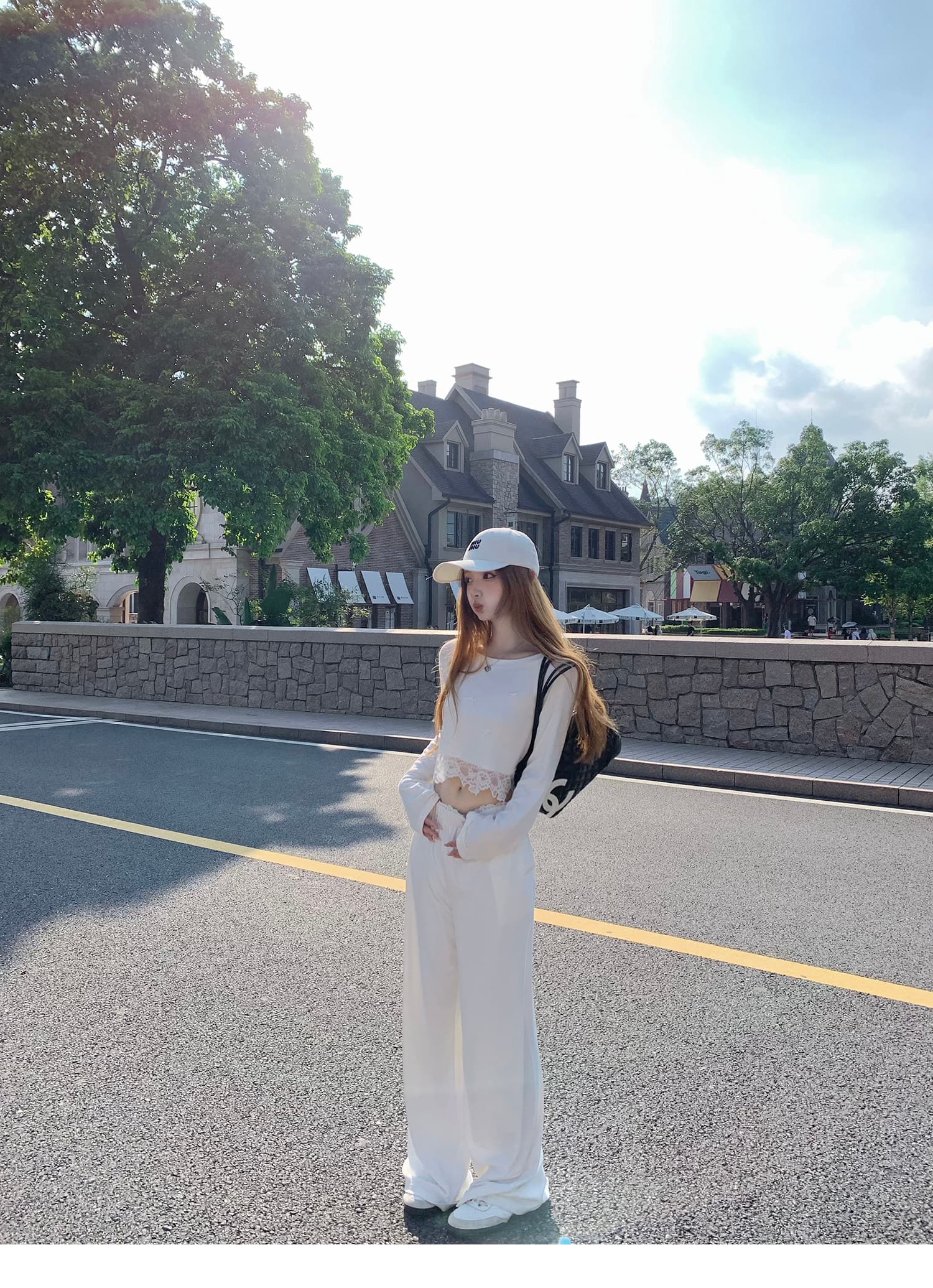 크림 레이스 t 느슨함 센스 비스듬한 어깨 대 칼라 느긋한 레이스 긴팔 티셔츠 상세 이미지 7