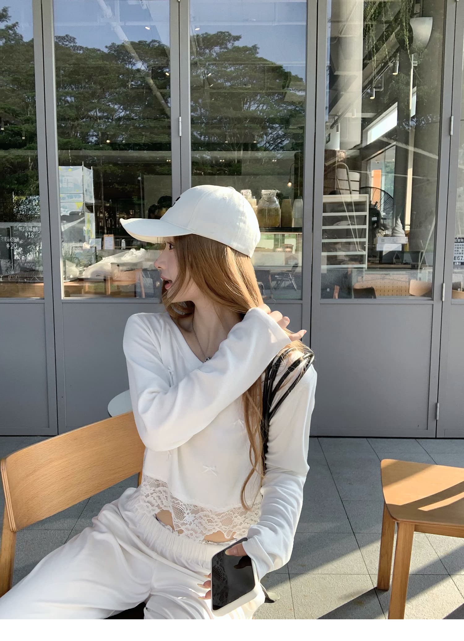크림 레이스 t 느슨함 센스 비스듬한 어깨 대 칼라 느긋한 레이스 긴팔 티셔츠 상세 이미지 18
