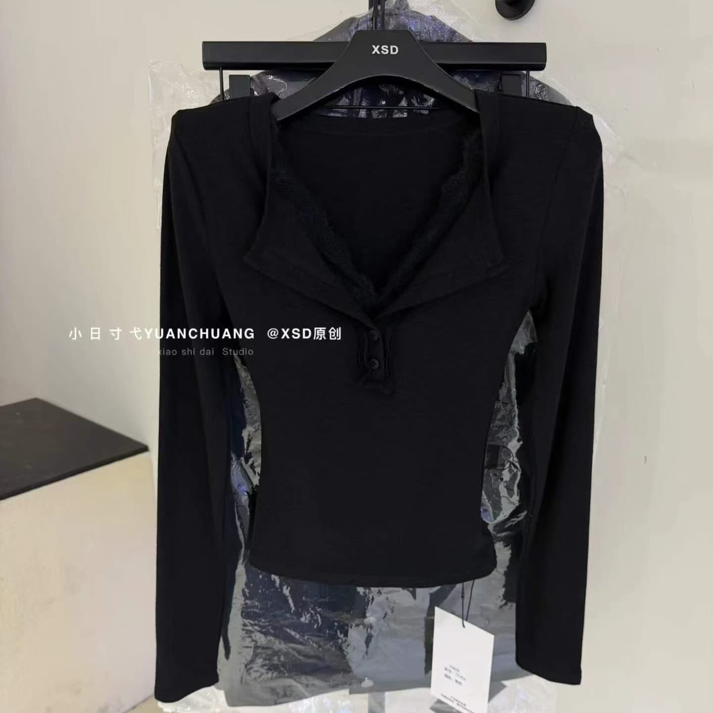 스탠드 칼라 기본 셔츠 여성 2026 가을 새로운 인사이드 가져 가라. 고급 센스 몸매 가꾸기 특별 아름다운 꼬집기 허리 위로 의류 여성 이미지 5