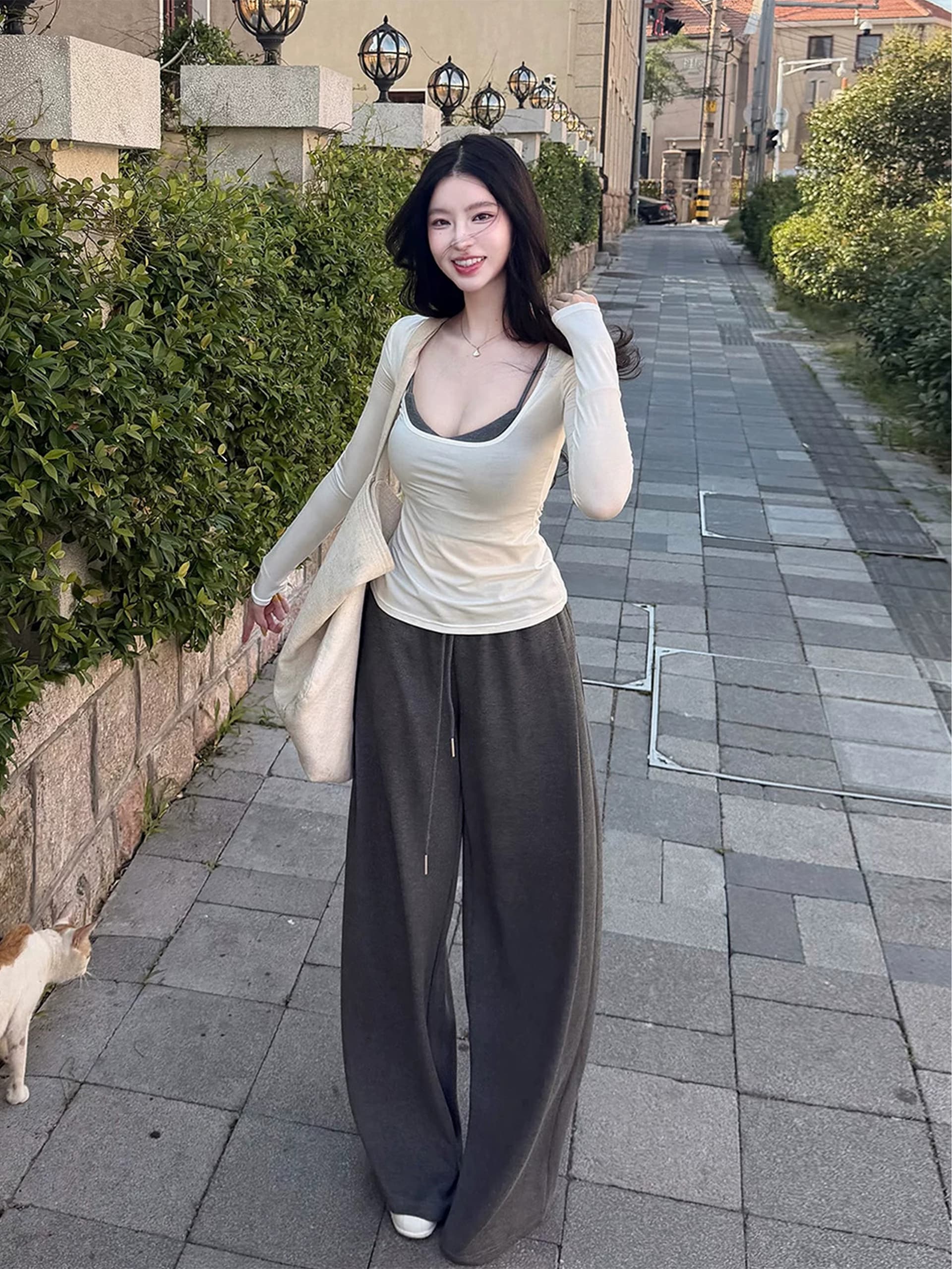 느긋한 바람 긴팔 맨위 캐미솔 이른 가을 2026 새로운 몸매 가꾸기 슬림해 보이는 얇은 스타일 투피스 세트 상세 이미지 3