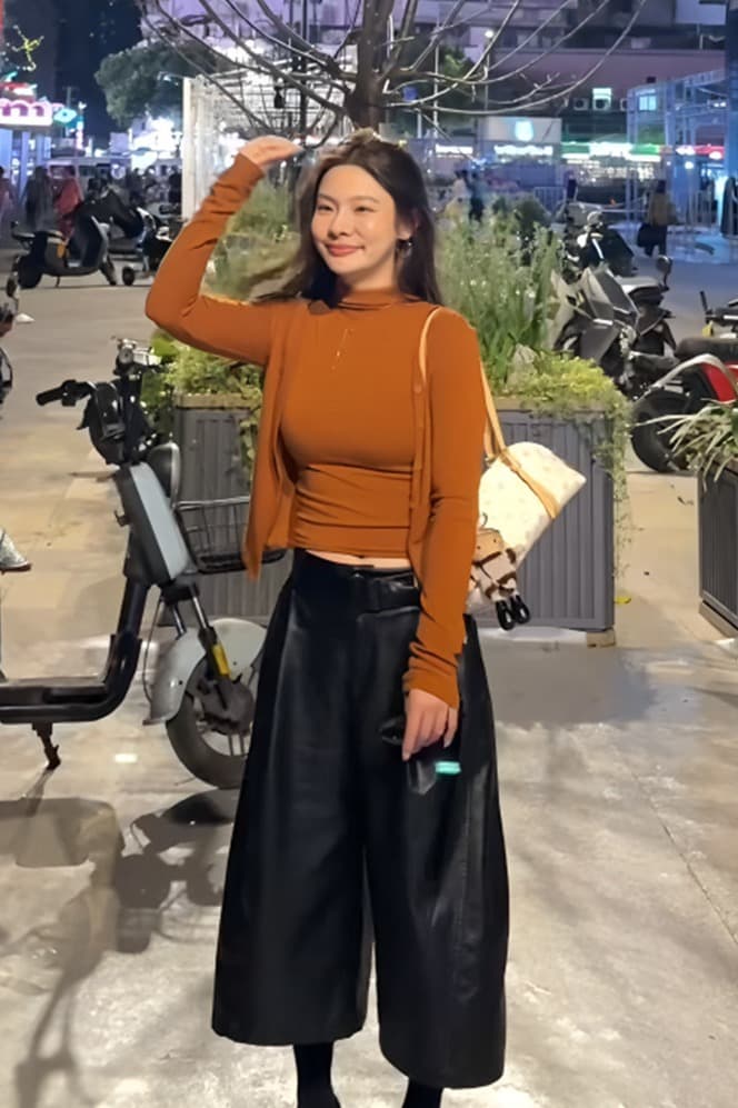 한 부서 핫걸 품격 터틀넥 몸매 가꾸기 허리 수축 민소매 조끼 긴팔 오픈 가디건 투피스 세트 2026 조기 가을 켜기 여성 이미지 6
