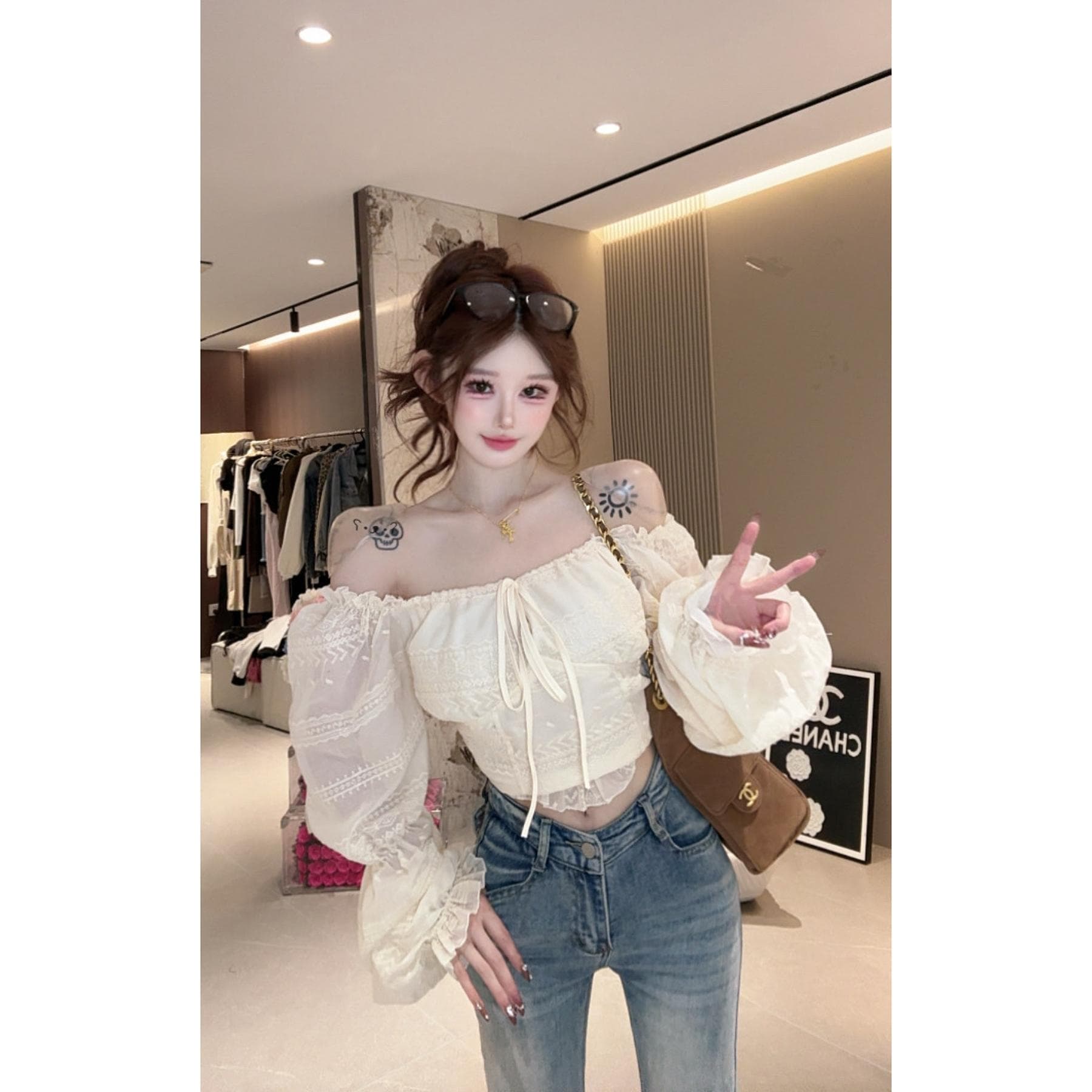 한 부서 아름다운 레이스 버블 소매 레이스업 슬림해 보이는 다용도 품격 맨위 여성 이미지 2