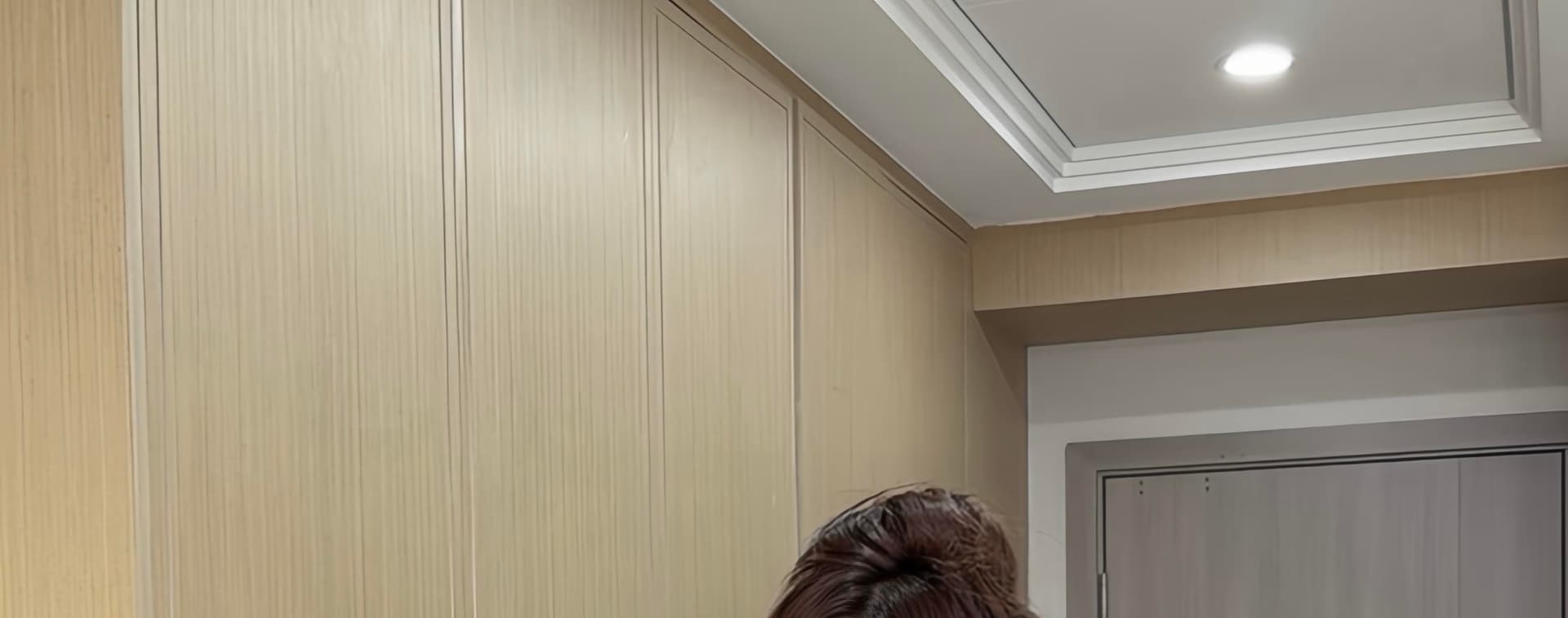 이른 가을 신제품 패션 핫걸 바람 망사 패치워크 슬림해 보이는 맨위 여성 가슴 사전 상세 이미지 25