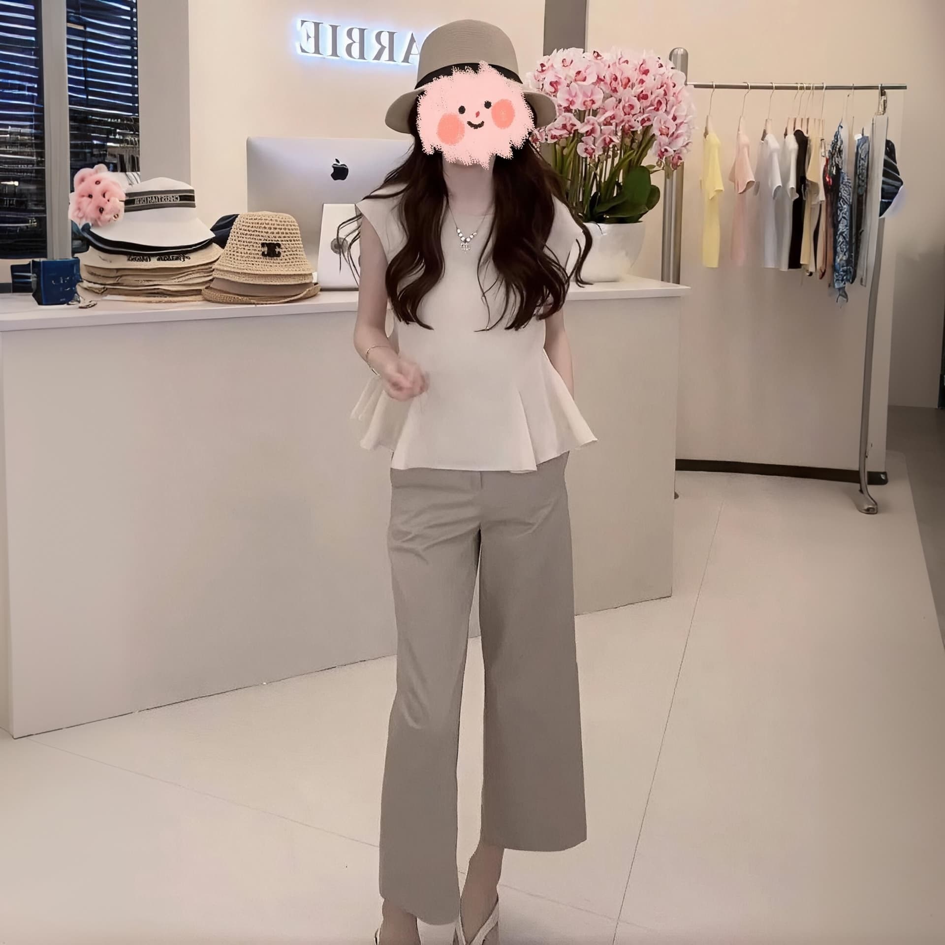 2026 여름 미니멀리즘 작은 대중 프릴 민소매 맨위 슬림해 보이는 다용도 캐주얼 9부 바지 품격 세트 여성 상세 이미지 11