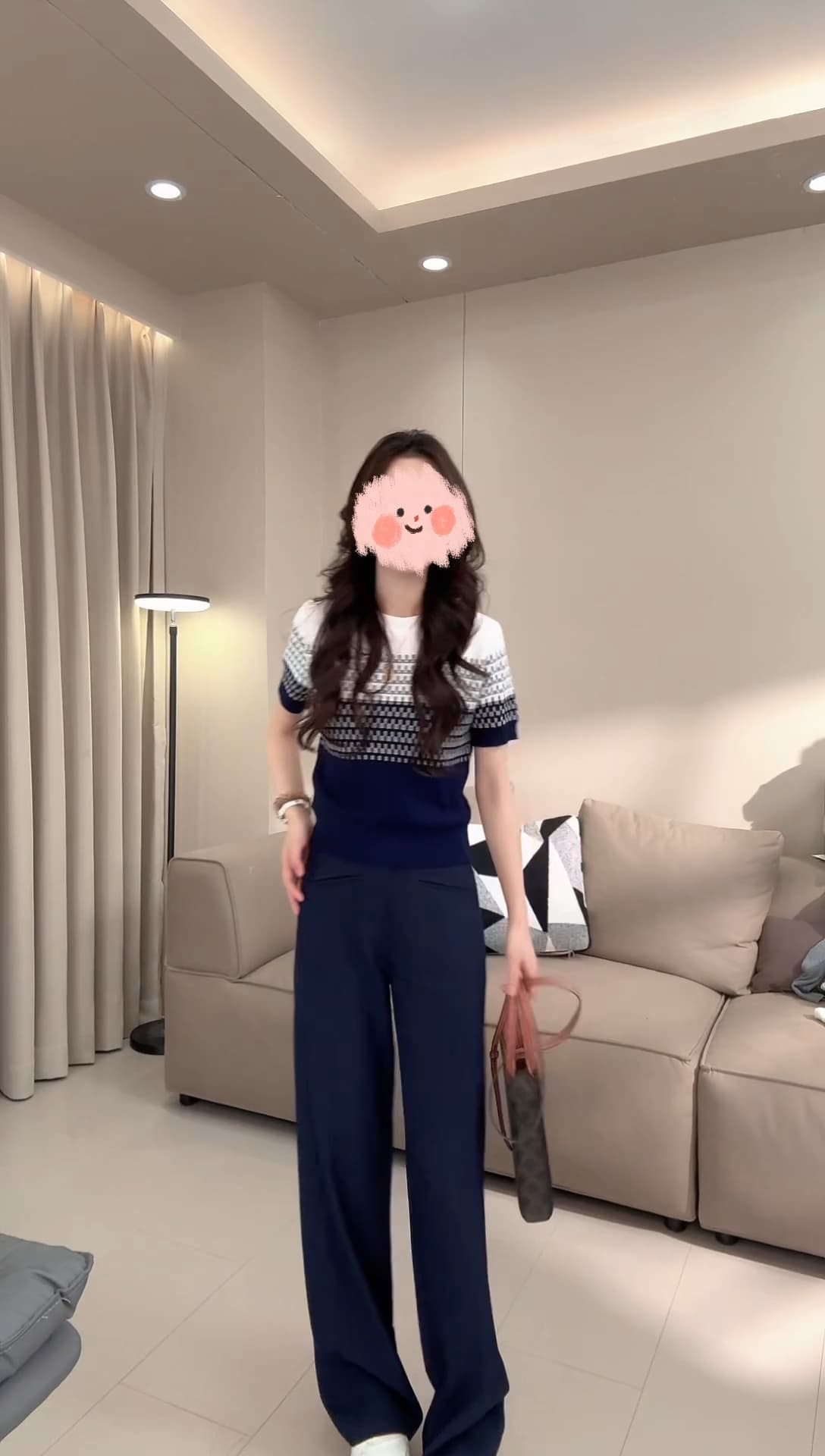 2026 여름 몸매 가꾸기 슬림해 보이는 배색 반팔 니트 맨위 다용도 캐주얼 와이드 레그 팬츠 세트 외국 가스 옷 여성 상세 이미지 6