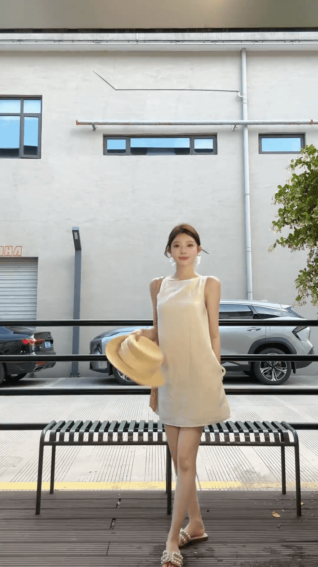 2026 여름 아마 프랑스식 휴가 바람 드레스 새로운 품격 작은 검은 색 흰 치마 루즈핏 단색 미니멀리즘 스타일 상세 이미지 17