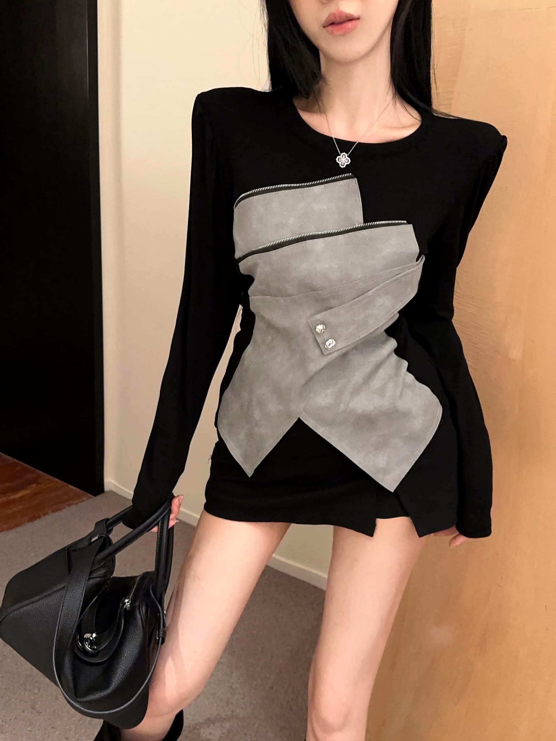 실사 정가 이른 가을 새로운 불규칙 패치워크 라운드 넥 긴팔 티셔츠 작은 대중 슬림해 보이는 기본 셔츠 맨위 상세 이미지 5