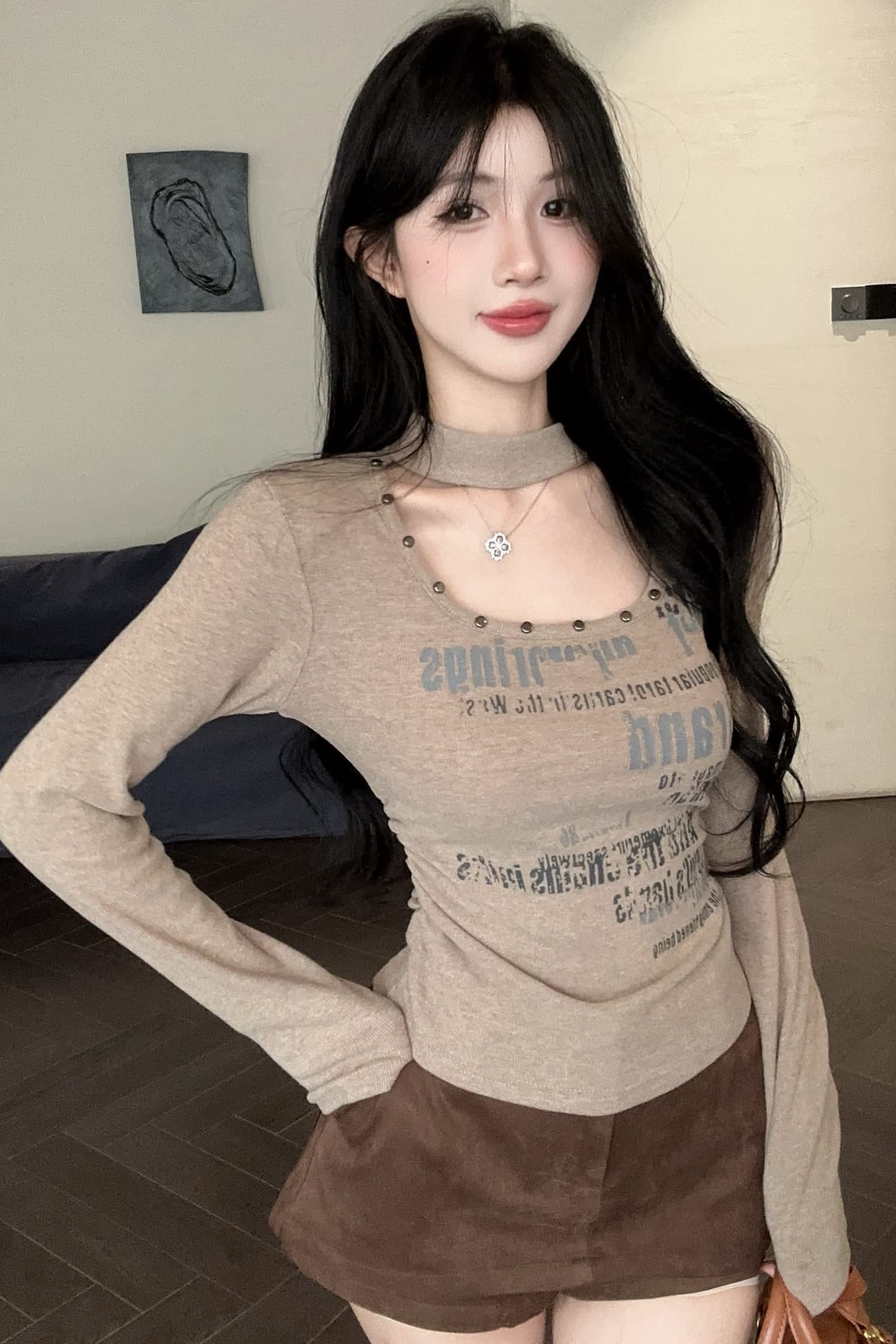 실사 정가 2026 봄 새로운 핫걸 광장 칼라 알파벳 프린트 징 티셔츠 슬림해 보이는 기본 셔츠 맨위 이미지 6