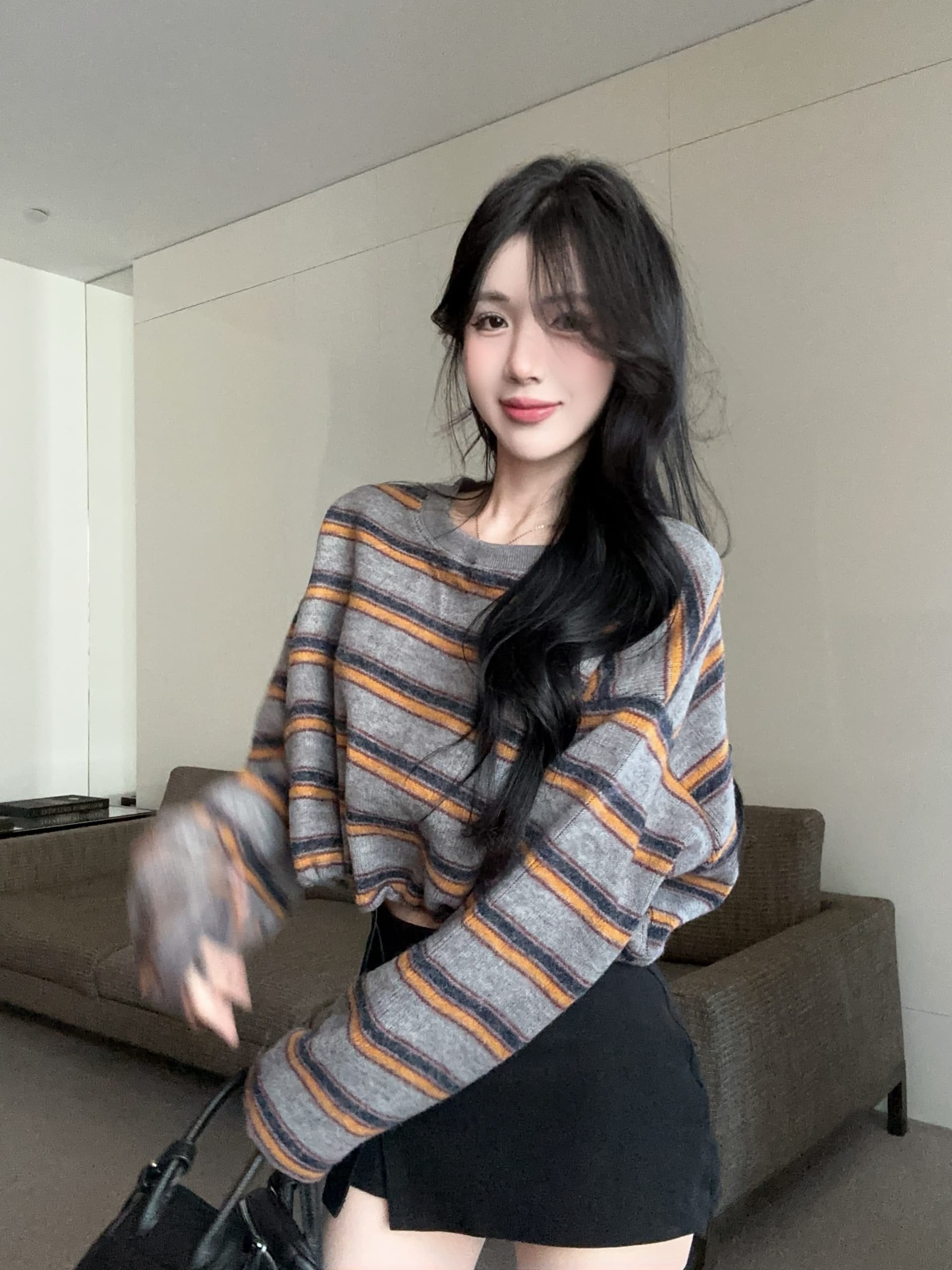 실사 정가 레트로 배색 스트라이프 펌프 로프 라운드 넥 긴팔 후드티 여성 느긋한 바람 루즈핏 슬림해 보이는 티셔츠 트렌디 상세 이미지 9