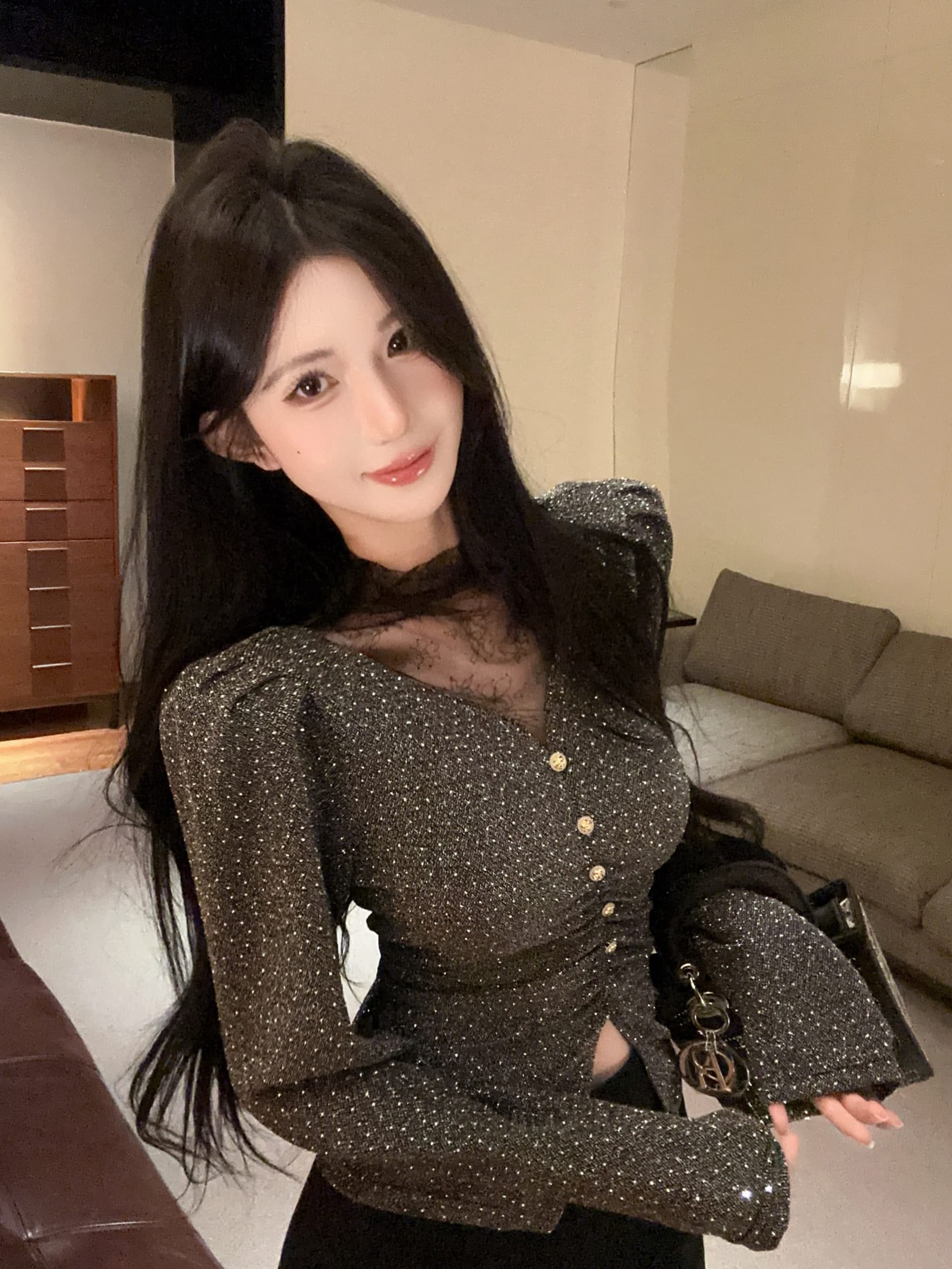 실사 정가 bulingbuling 레이스 조각 긴팔 광택 실 티셔츠 여성 트임 핫픽스 기본 셔츠 맨위 이미지 2