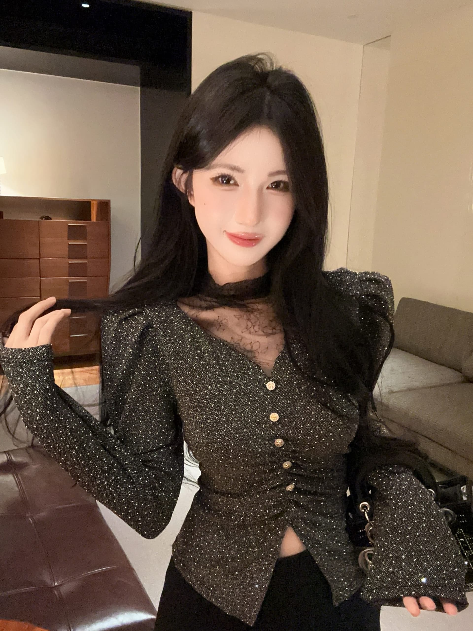 실사 정가 bulingbuling 레이스 조각 긴팔 광택 실 티셔츠 여성 트임 핫픽스 기본 셔츠 맨위