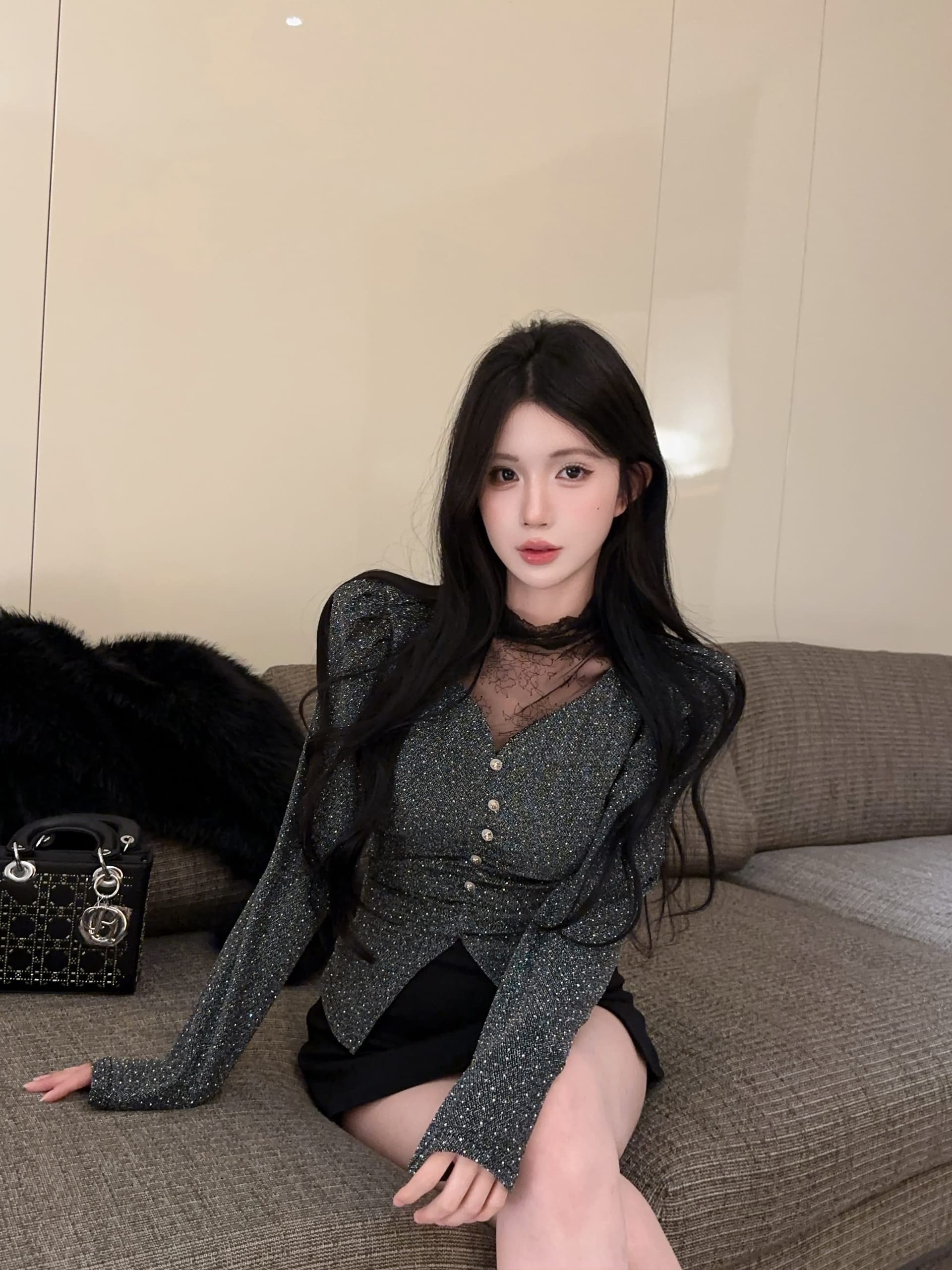 실사 정가 bulingbuling 레이스 조각 긴팔 광택 실 티셔츠 여성 트임 핫픽스 기본 셔츠 맨위 상세 이미지 4